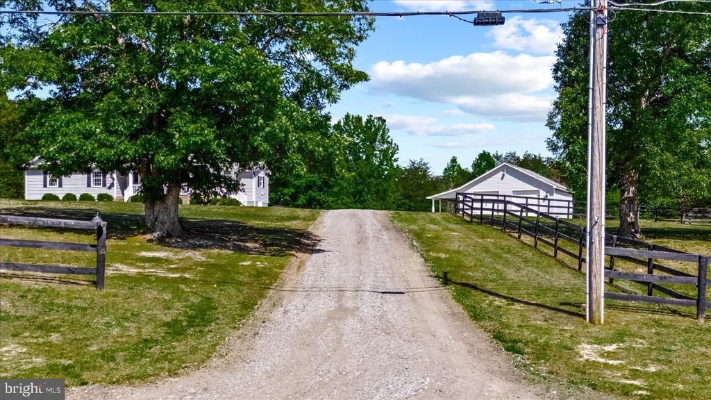 7133 SUNSET RD, SPOTSYLVANIA, Virginia 22551, 3 Bedrooms Bedrooms, ,2 BathroomsBathrooms,Residential,7133 SUNSET RD,VASP2042100 MLS # VASP2042100 7133 SUNSET RD, SPOTSYLVANIA, Virginia 22551, 3 Bedrooms Bedrooms, ,2 BathroomsBathrooms,Residential,7133 SUNSET RD,VASP2042100 MLS # VASP2042100