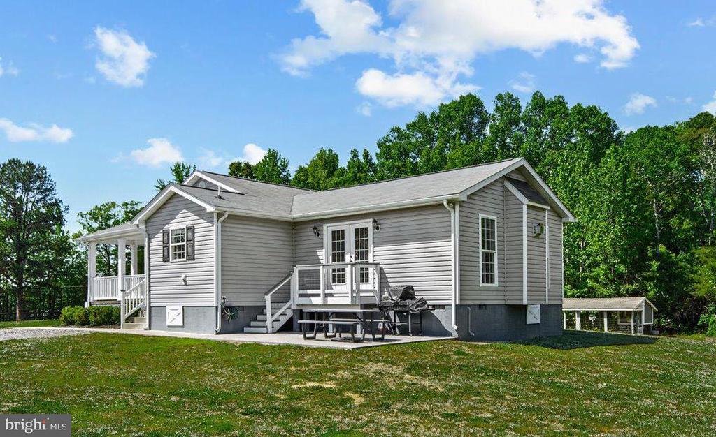 7133 SUNSET RD, SPOTSYLVANIA, Virginia 22551, 3 Bedrooms Bedrooms, ,2 BathroomsBathrooms,Residential,7133 SUNSET RD,VASP2042100 MLS # VASP2042100 7133 SUNSET RD, SPOTSYLVANIA, Virginia 22551, 3 Bedrooms Bedrooms, ,2 BathroomsBathrooms,Residential,7133 SUNSET RD,VASP2042100 MLS # VASP2042100