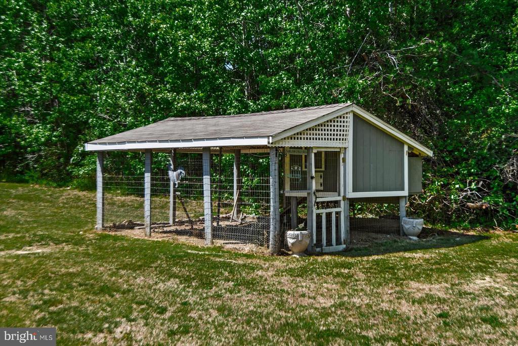 7133 SUNSET RD, SPOTSYLVANIA, Virginia 22551, 3 Bedrooms Bedrooms, ,2 BathroomsBathrooms,Residential,7133 SUNSET RD,VASP2042100 MLS # VASP2042100 7133 SUNSET RD, SPOTSYLVANIA, Virginia 22551, 3 Bedrooms Bedrooms, ,2 BathroomsBathrooms,Residential,7133 SUNSET RD,VASP2042100 MLS # VASP2042100