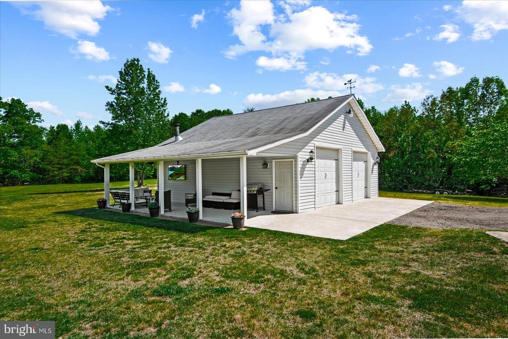 7133 SUNSET RD, SPOTSYLVANIA, Virginia 22551, 3 Bedrooms Bedrooms, ,2 BathroomsBathrooms,Residential,7133 SUNSET RD,VASP2042100 MLS # VASP2042100 7133 SUNSET RD, SPOTSYLVANIA, Virginia 22551, 3 Bedrooms Bedrooms, ,2 BathroomsBathrooms,Residential,7133 SUNSET RD,VASP2042100 MLS # VASP2042100