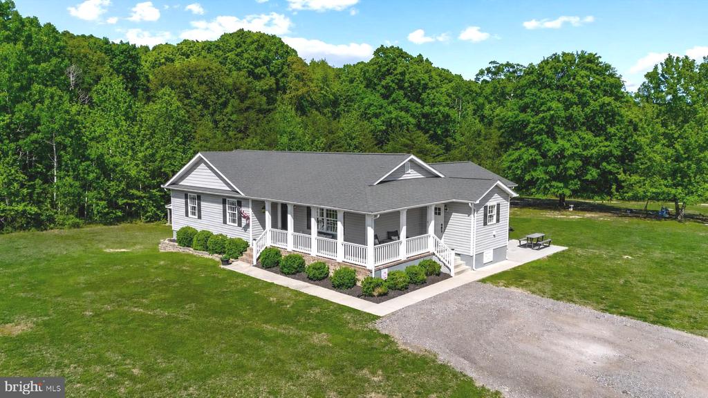7133 SUNSET RD, SPOTSYLVANIA, Virginia 22551, 3 Bedrooms Bedrooms, ,2 BathroomsBathrooms,Residential,7133 SUNSET RD,VASP2042100 MLS # VASP2042100 7133 SUNSET RD, SPOTSYLVANIA, Virginia 22551, 3 Bedrooms Bedrooms, ,2 BathroomsBathrooms,Residential,7133 SUNSET RD,VASP2042100 MLS # VASP2042100