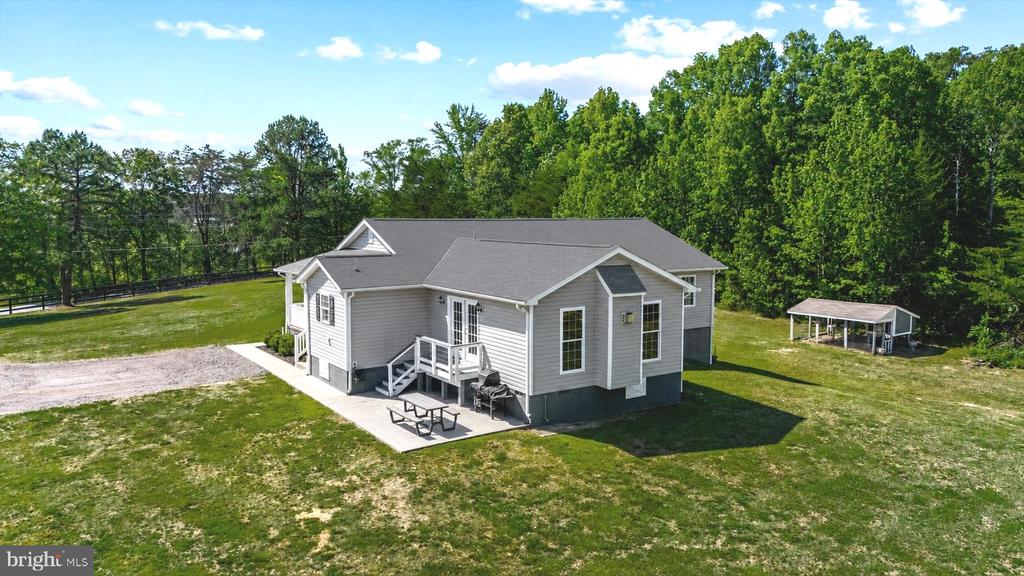 7133 SUNSET RD, SPOTSYLVANIA, Virginia 22551, 3 Bedrooms Bedrooms, ,2 BathroomsBathrooms,Residential,7133 SUNSET RD,VASP2042100 MLS # VASP2042100 7133 SUNSET RD, SPOTSYLVANIA, Virginia 22551, 3 Bedrooms Bedrooms, ,2 BathroomsBathrooms,Residential,7133 SUNSET RD,VASP2042100 MLS # VASP2042100