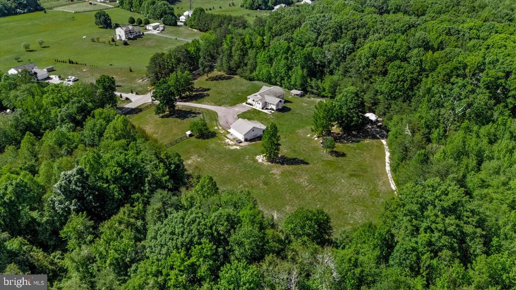 7133 SUNSET RD, SPOTSYLVANIA, Virginia 22551, 3 Bedrooms Bedrooms, ,2 BathroomsBathrooms,Residential,7133 SUNSET RD,VASP2042100 MLS # VASP2042100 7133 SUNSET RD, SPOTSYLVANIA, Virginia 22551, 3 Bedrooms Bedrooms, ,2 BathroomsBathrooms,Residential,7133 SUNSET RD,VASP2042100 MLS # VASP2042100
