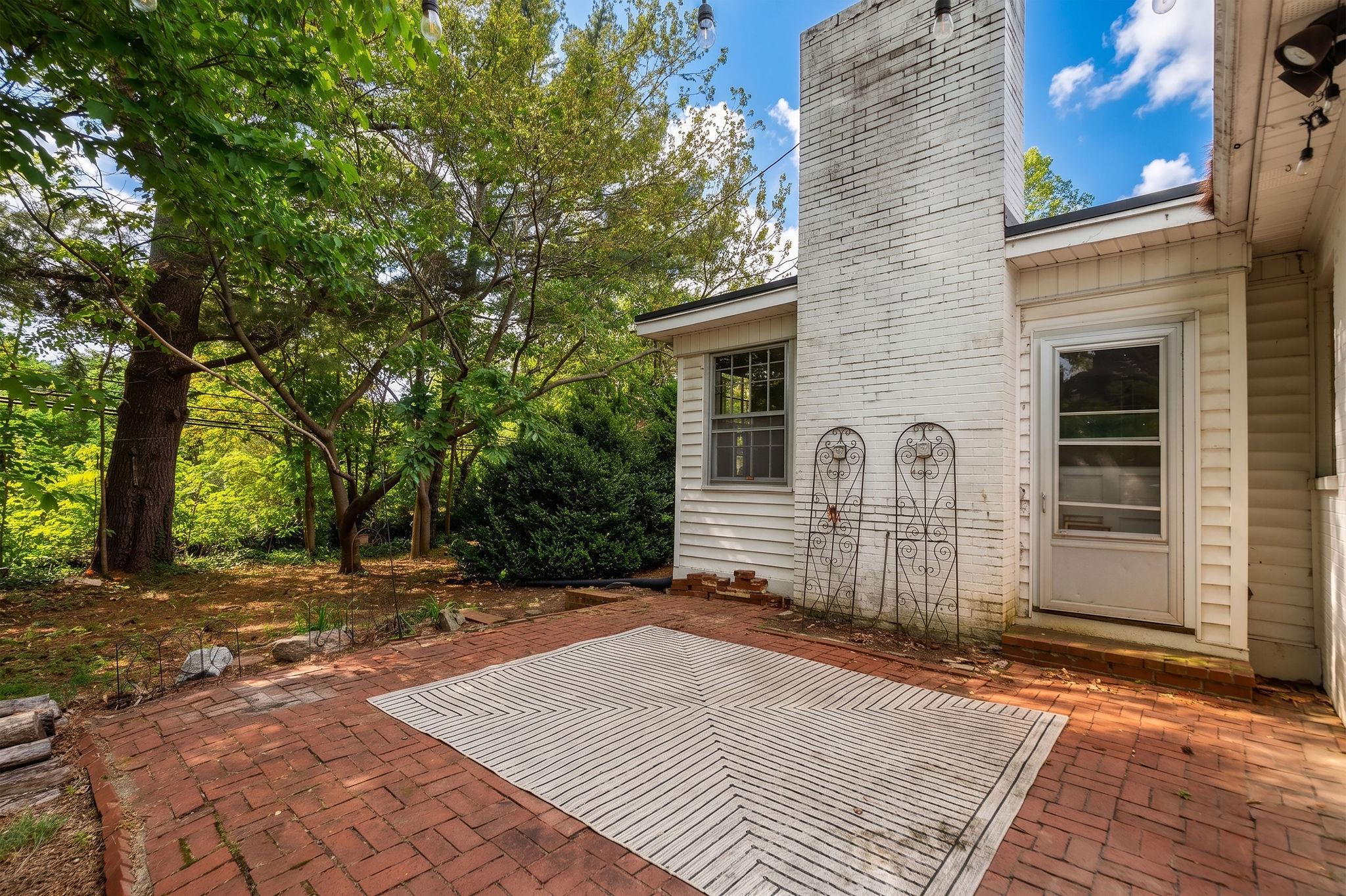 908 LYNDHURST RD, WAYNESBORO, Virginia 22980, 3 Bedrooms Bedrooms, ,2 BathroomsBathrooms,Residential,Charming Cape,908 LYNDHURST RD,676850 MLS # 676850