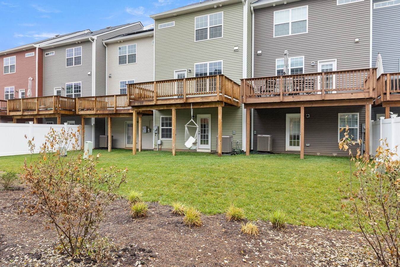 296 WILLOWSHIRE CT, WAYNESBORO, Virginia 22980, 3 Bedrooms Bedrooms, ,2 BathroomsBathrooms,Residential,296 WILLOWSHIRE CT,677451 MLS # 677451