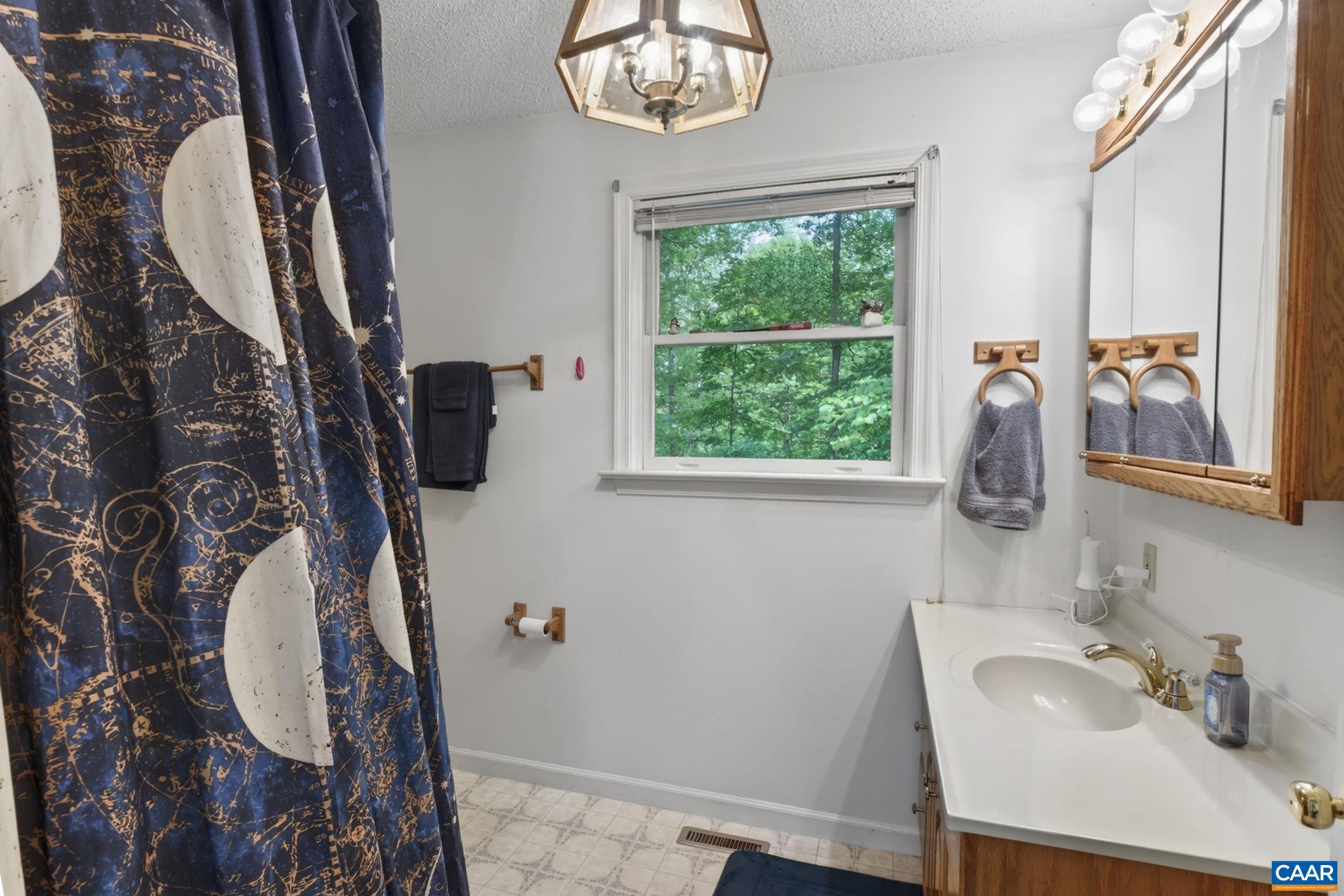 3288 WOODED ACRES LN, CHARLOTTESVILLE, Virginia 22911, 3 Bedrooms Bedrooms, ,3 BathroomsBathrooms,Residential,Wooded Acres,3288 WOODED ACRES LN,677569 MLS # 677569 3288 WOODED ACRES LN, CHARLOTTESVILLE, Virginia 22911, 3 Bedrooms Bedrooms, ,3 BathroomsBathrooms,Residential,Wooded Acres,3288 WOODED ACRES LN,677569 MLS # 677569