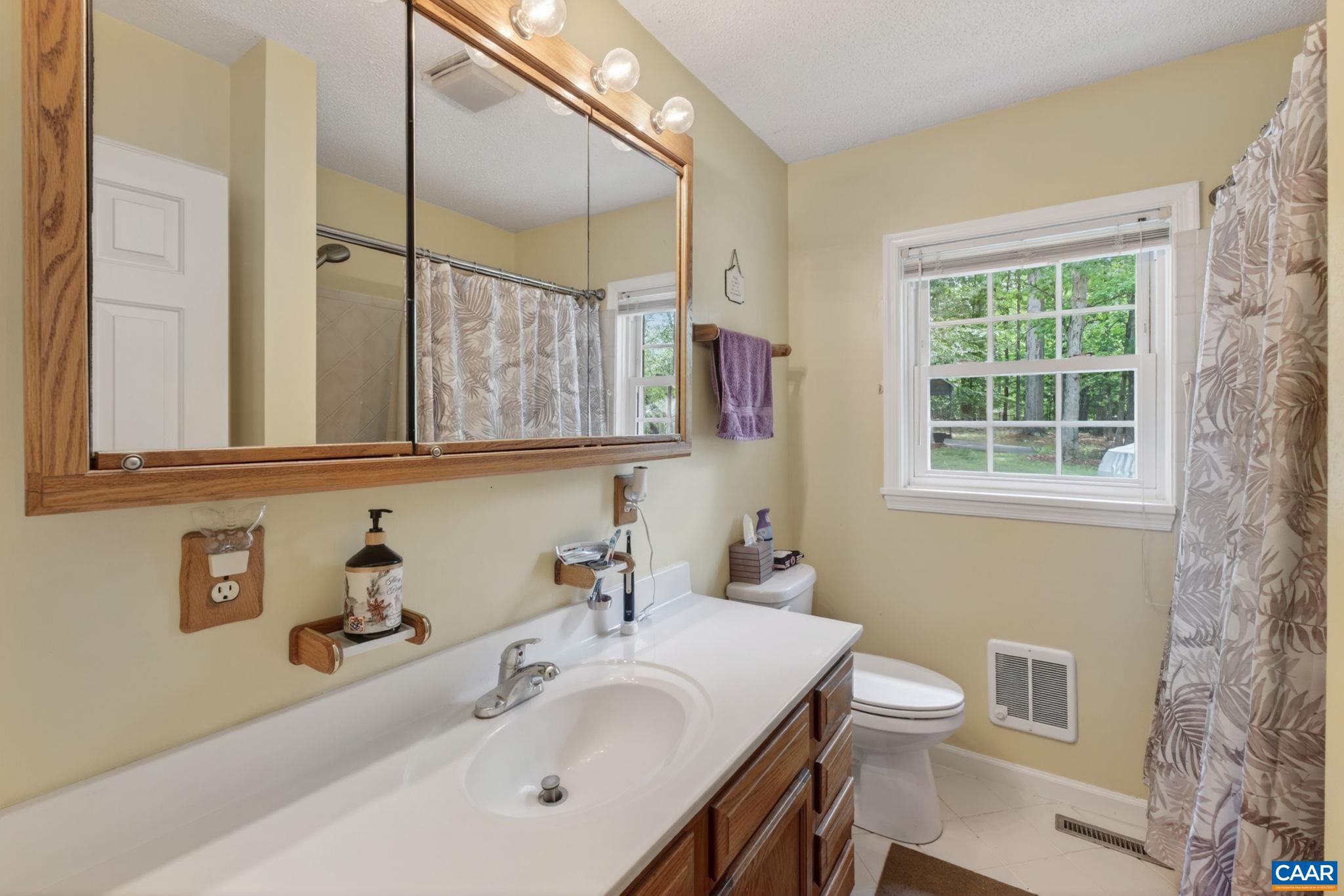 3288 WOODED ACRES LN, CHARLOTTESVILLE, Virginia 22911, 3 Bedrooms Bedrooms, ,3 BathroomsBathrooms,Residential,Wooded Acres,3288 WOODED ACRES LN,677569 MLS # 677569 3288 WOODED ACRES LN, CHARLOTTESVILLE, Virginia 22911, 3 Bedrooms Bedrooms, ,3 BathroomsBathrooms,Residential,Wooded Acres,3288 WOODED ACRES LN,677569 MLS # 677569