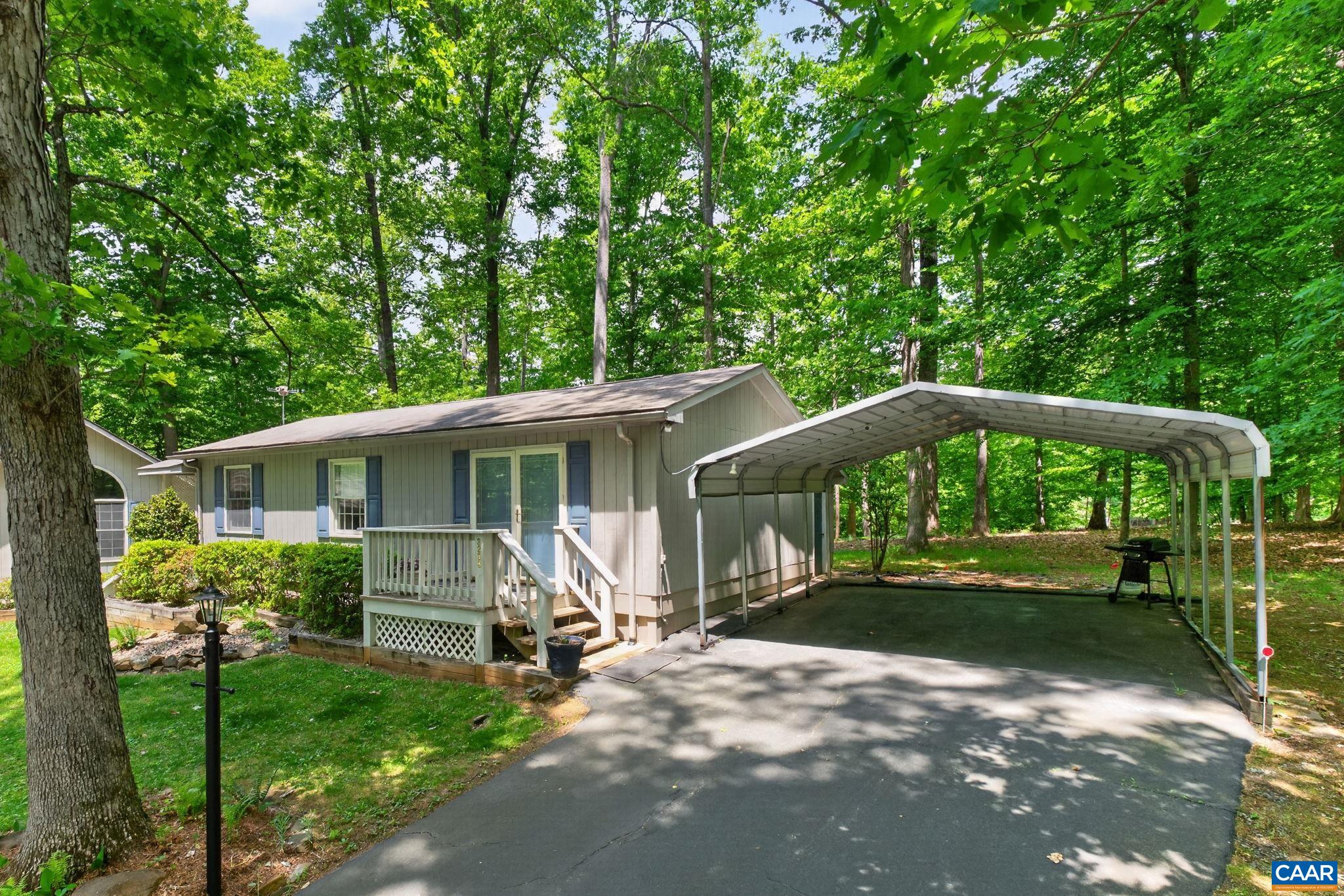 3288 WOODED ACRES LN, CHARLOTTESVILLE, Virginia 22911, 3 Bedrooms Bedrooms, ,3 BathroomsBathrooms,Residential,Wooded Acres,3288 WOODED ACRES LN,677569 MLS # 677569 3288 WOODED ACRES LN, CHARLOTTESVILLE, Virginia 22911, 3 Bedrooms Bedrooms, ,3 BathroomsBathrooms,Residential,Wooded Acres,3288 WOODED ACRES LN,677569 MLS # 677569
