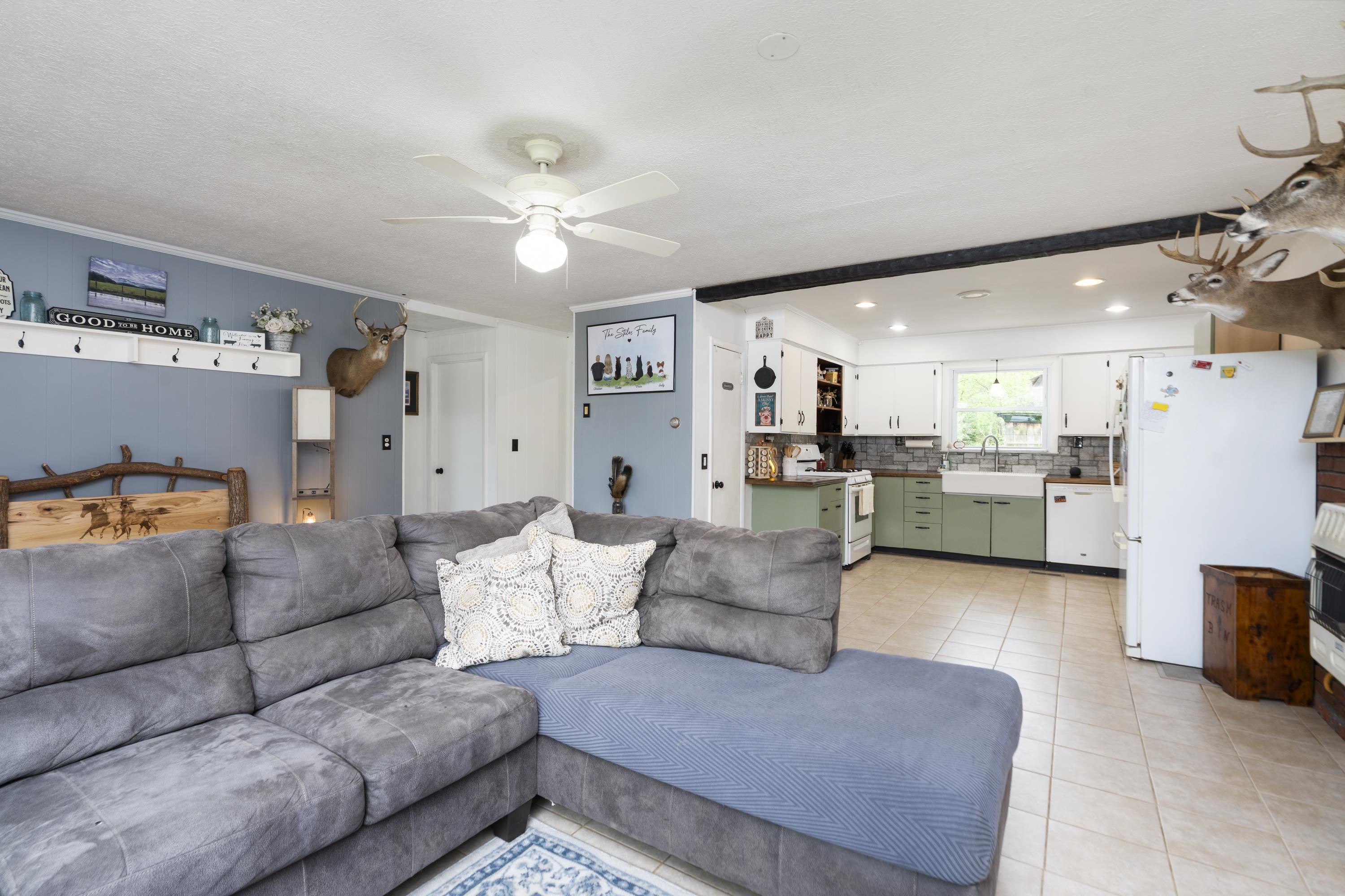 3292 DEERFIELD VALLEY RD, DEERFIELD, Virginia 24432, 3 Bedrooms Bedrooms, ,1 BathroomBathrooms,Residential,3292 DEERFIELD VALLEY RD,677570 MLS # 677570