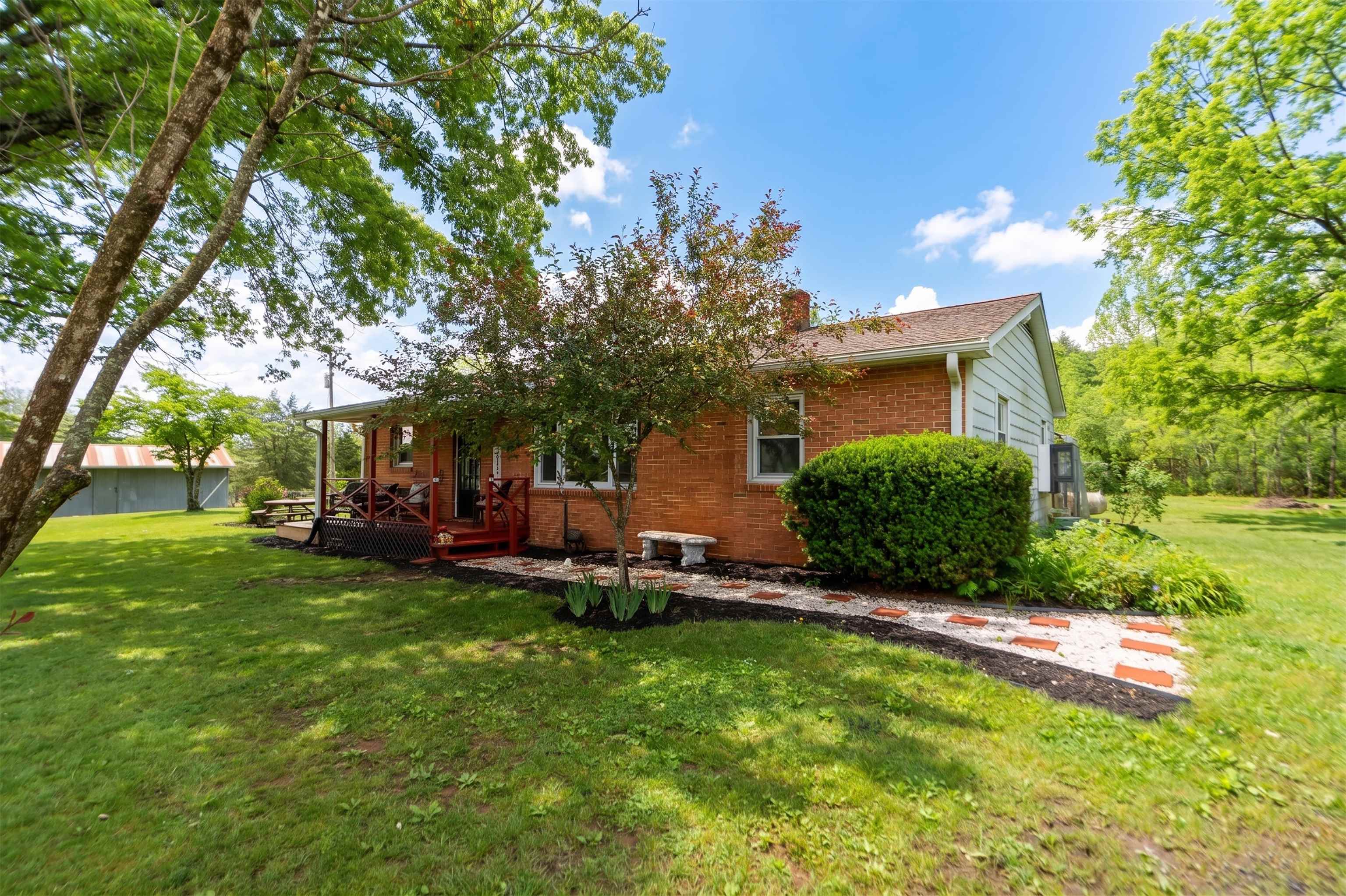 3292 DEERFIELD VALLEY RD, DEERFIELD, Virginia 24432, 3 Bedrooms Bedrooms, ,1 BathroomBathrooms,Residential,3292 DEERFIELD VALLEY RD,677570 MLS # 677570