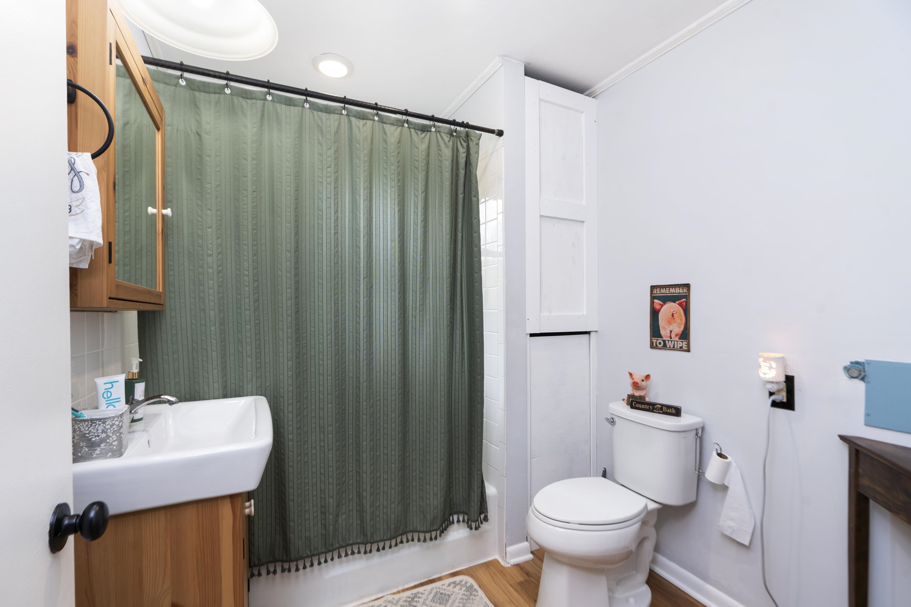3292 DEERFIELD VALLEY RD, DEERFIELD, Virginia 24432, 3 Bedrooms Bedrooms, ,1 BathroomBathrooms,Residential,3292 DEERFIELD VALLEY RD,677570 MLS # 677570