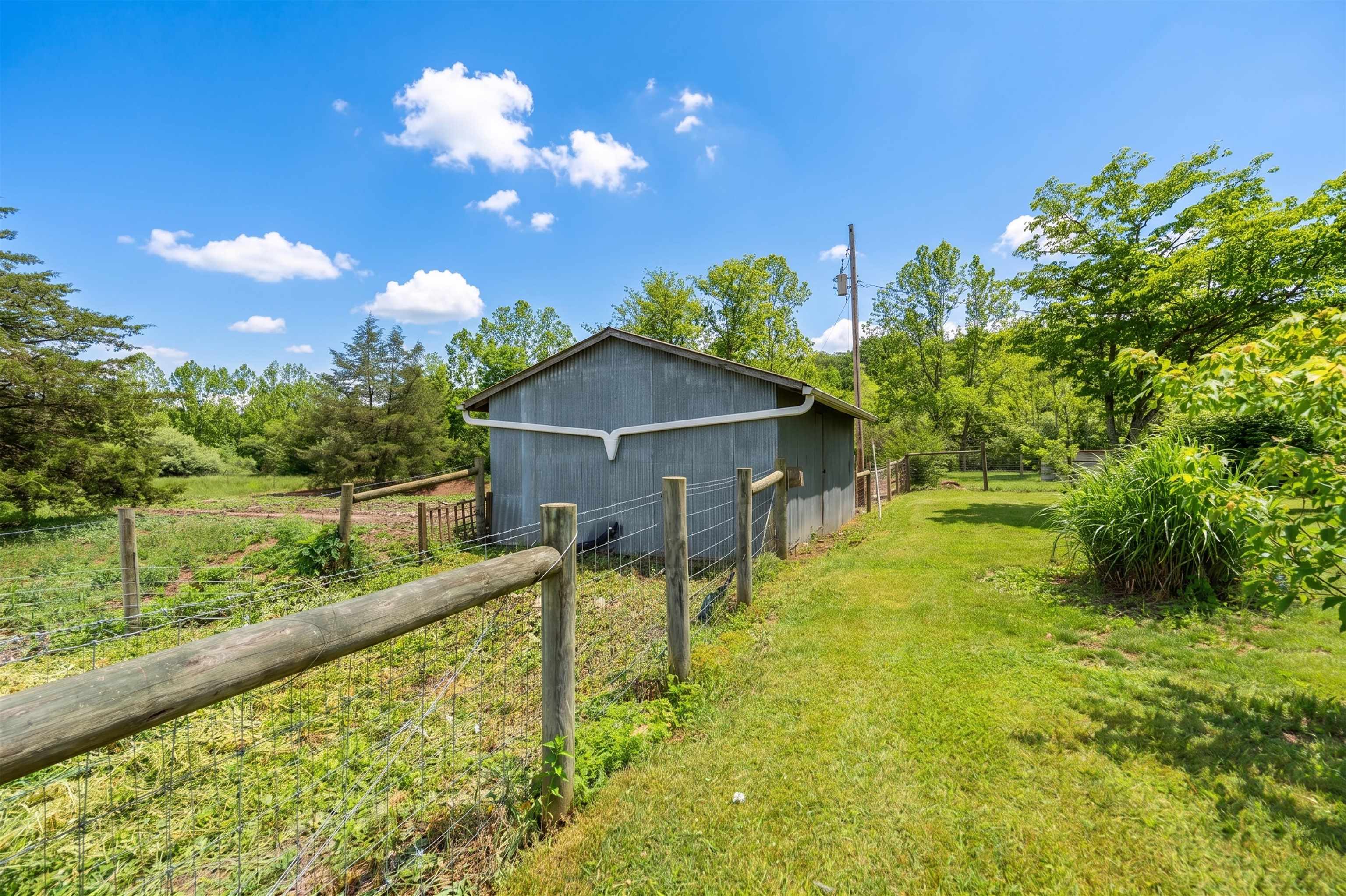 3292 DEERFIELD VALLEY RD, DEERFIELD, Virginia 24432, 3 Bedrooms Bedrooms, ,1 BathroomBathrooms,Residential,3292 DEERFIELD VALLEY RD,677570 MLS # 677570
