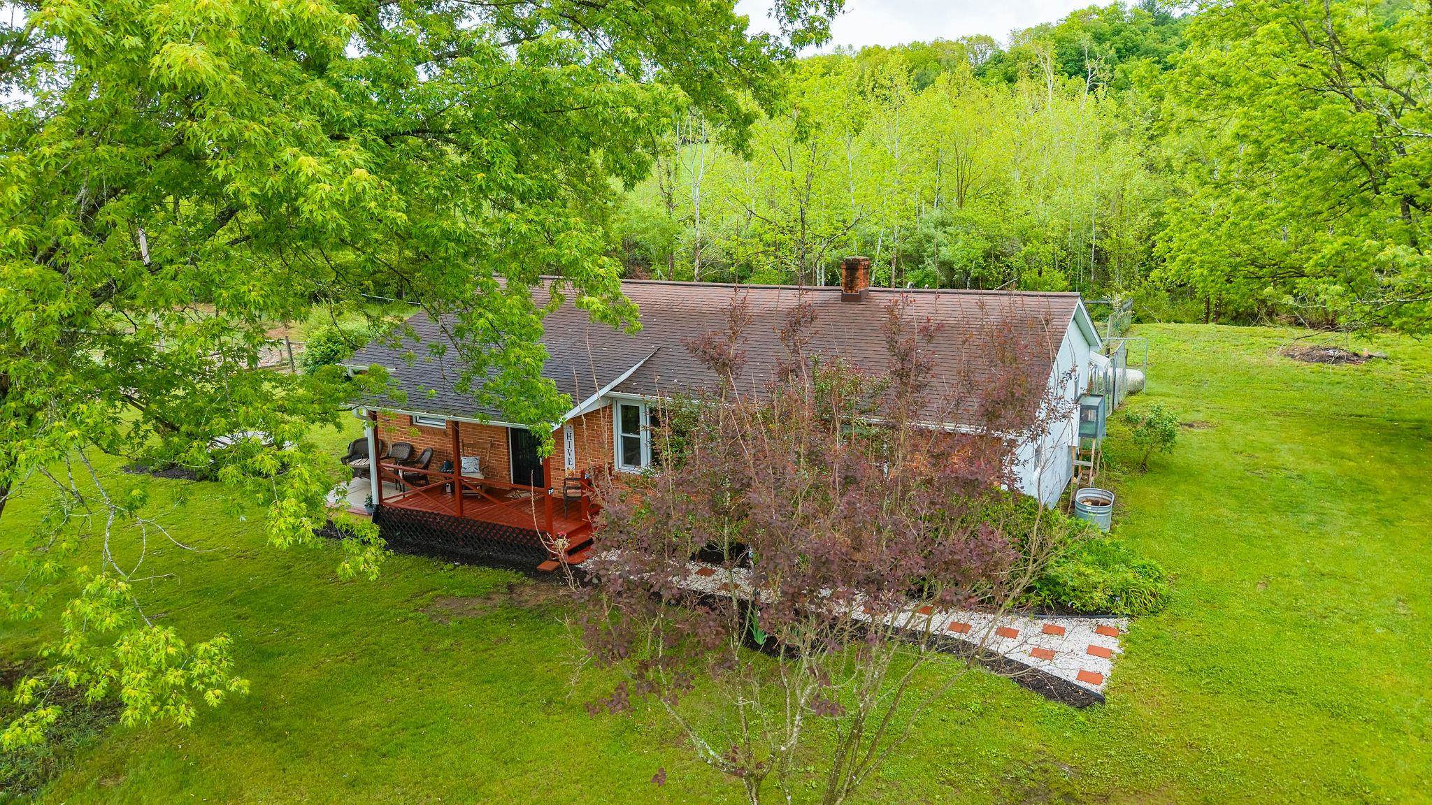 3292 DEERFIELD VALLEY RD, DEERFIELD, Virginia 24432, 3 Bedrooms Bedrooms, ,1 BathroomBathrooms,Residential,3292 DEERFIELD VALLEY RD,677570 MLS # 677570