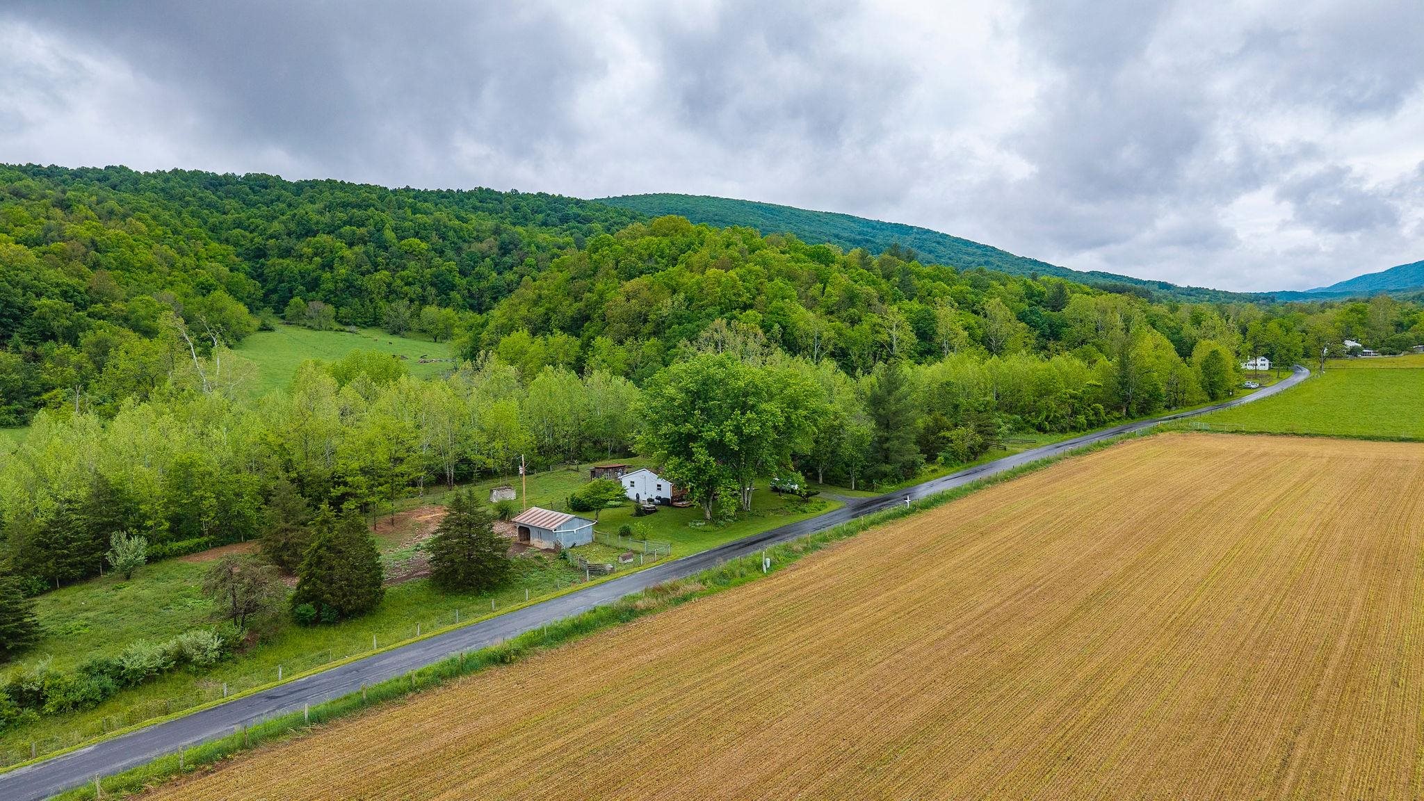 3292 DEERFIELD VALLEY RD, DEERFIELD, Virginia 24432, 3 Bedrooms Bedrooms, ,1 BathroomBathrooms,Residential,3292 DEERFIELD VALLEY RD,677570 MLS # 677570