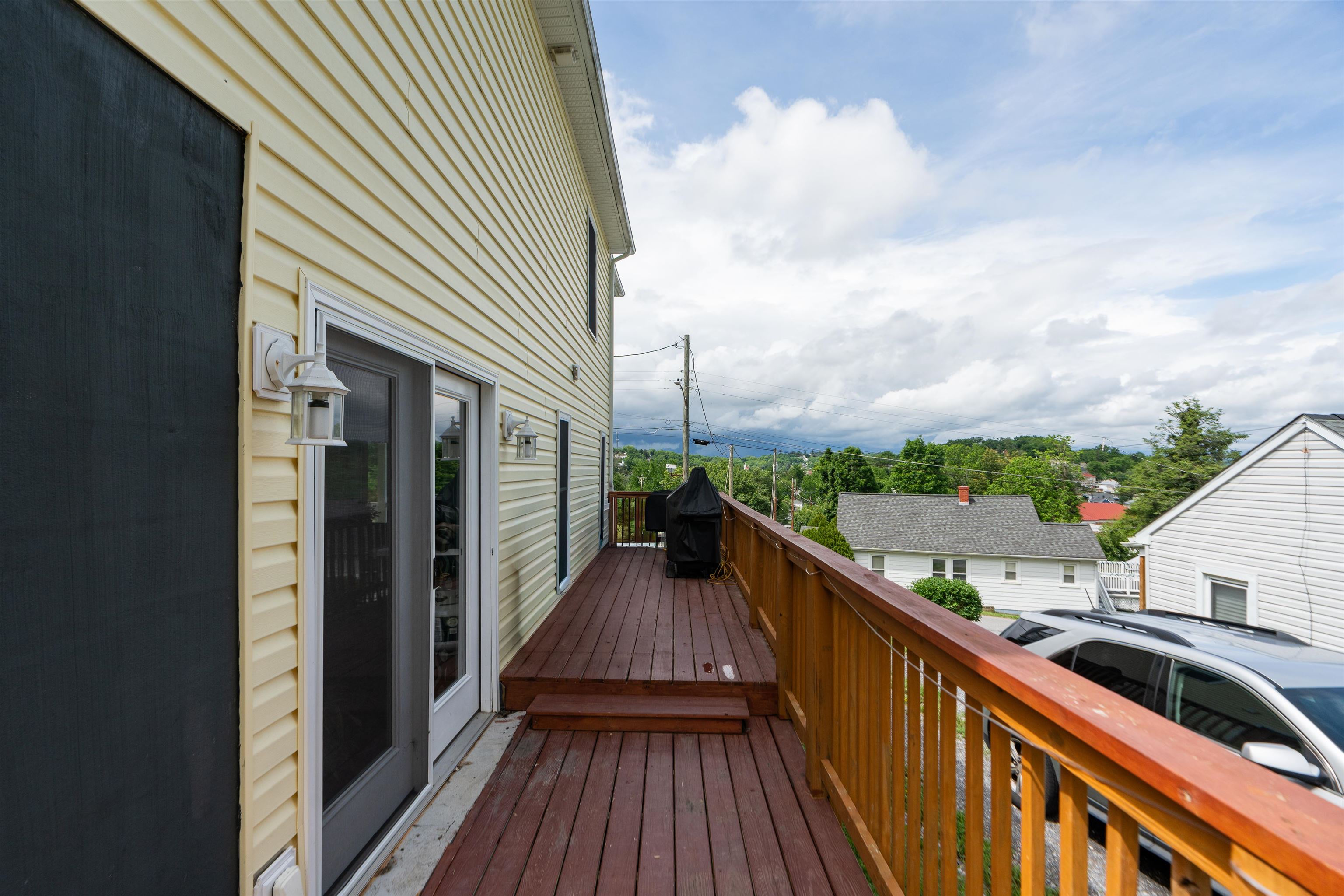 120 W GAY ST, STAUNTON, Virginia 24401, 3 Bedrooms Bedrooms, ,2 BathroomsBathrooms,Residential,120 W GAY ST,677571 MLS # 677571