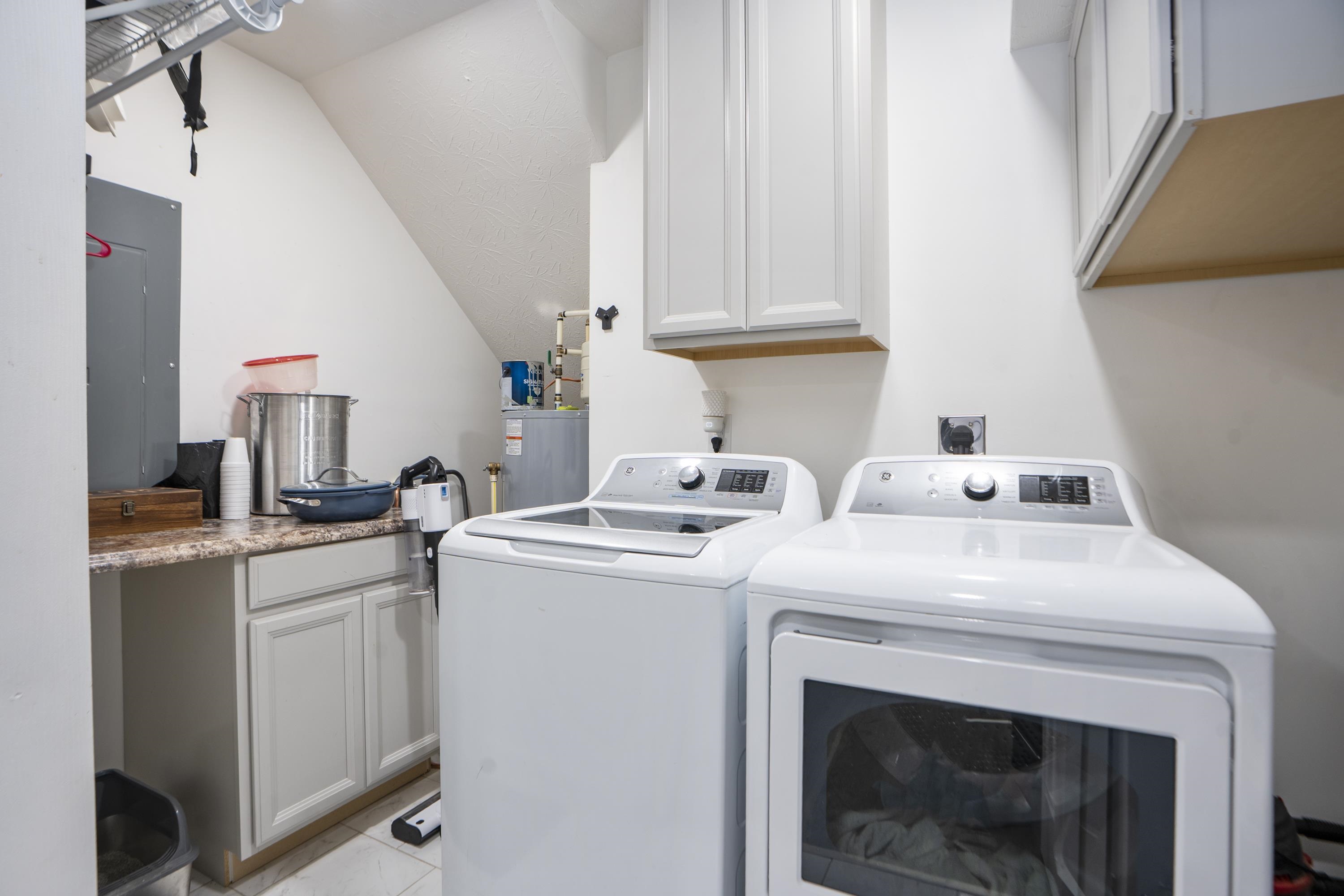 120 W GAY ST, STAUNTON, Virginia 24401, 3 Bedrooms Bedrooms, ,2 BathroomsBathrooms,Residential,120 W GAY ST,677571 MLS # 677571