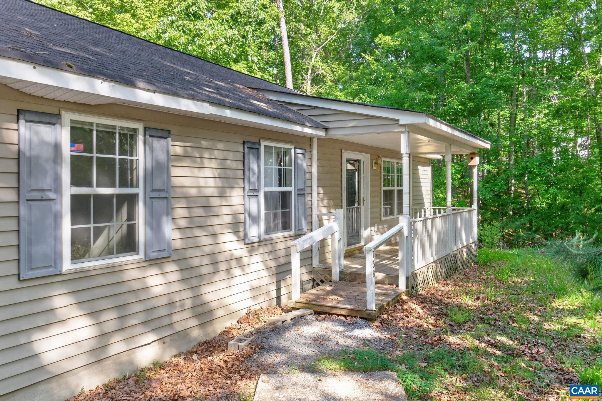 738 JEFFERSON DR, PALMYRA, Virginia 22963, 3 Bedrooms Bedrooms, ,2 BathroomsBathrooms,Residential,738 JEFFERSON DR,677577 MLS # 677577