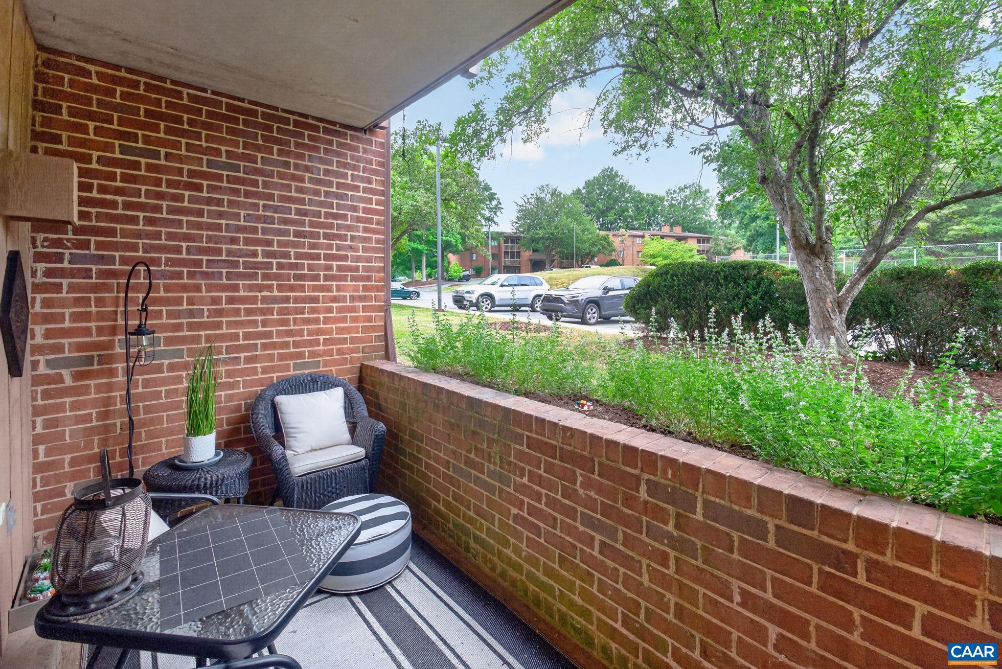 114 TURTLE CREEK RD, CHARLOTTESVILLE, Virginia 22901, 2 Bedrooms Bedrooms, ,2 BathroomsBathrooms,Residential,114 TURTLE CREEK RD,677578 MLS # 677578