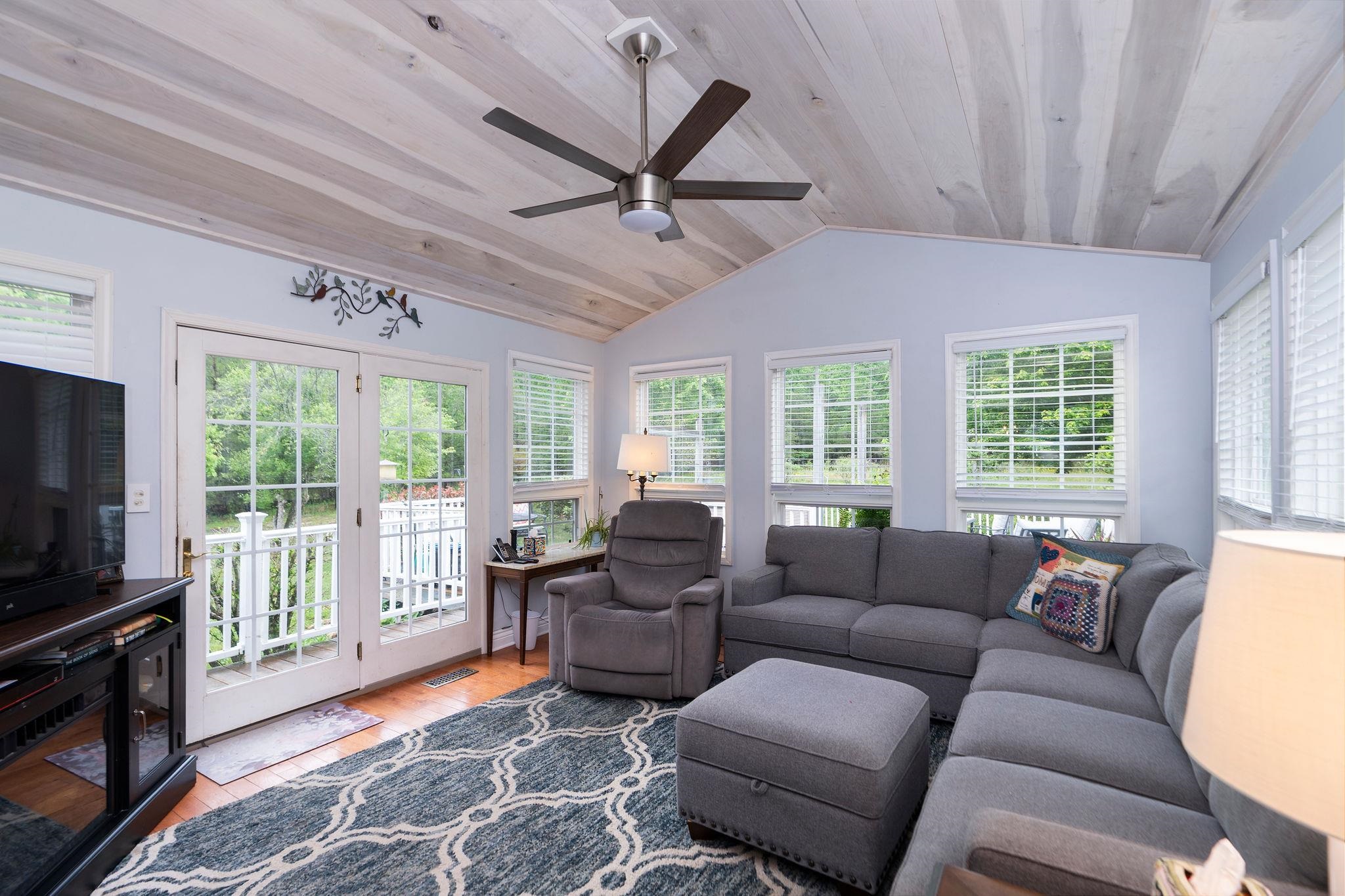 516 ESTALINE VALLEY RD, CRAIGSVILLE, Virginia 24430, 3 Bedrooms Bedrooms, ,2 BathroomsBathrooms,Residential,516 ESTALINE VALLEY RD,677581 MLS # 677581 516 ESTALINE VALLEY RD, CRAIGSVILLE, Virginia 24430, 3 Bedrooms Bedrooms, ,2 BathroomsBathrooms,Residential,516 ESTALINE VALLEY RD,677581 MLS # 677581