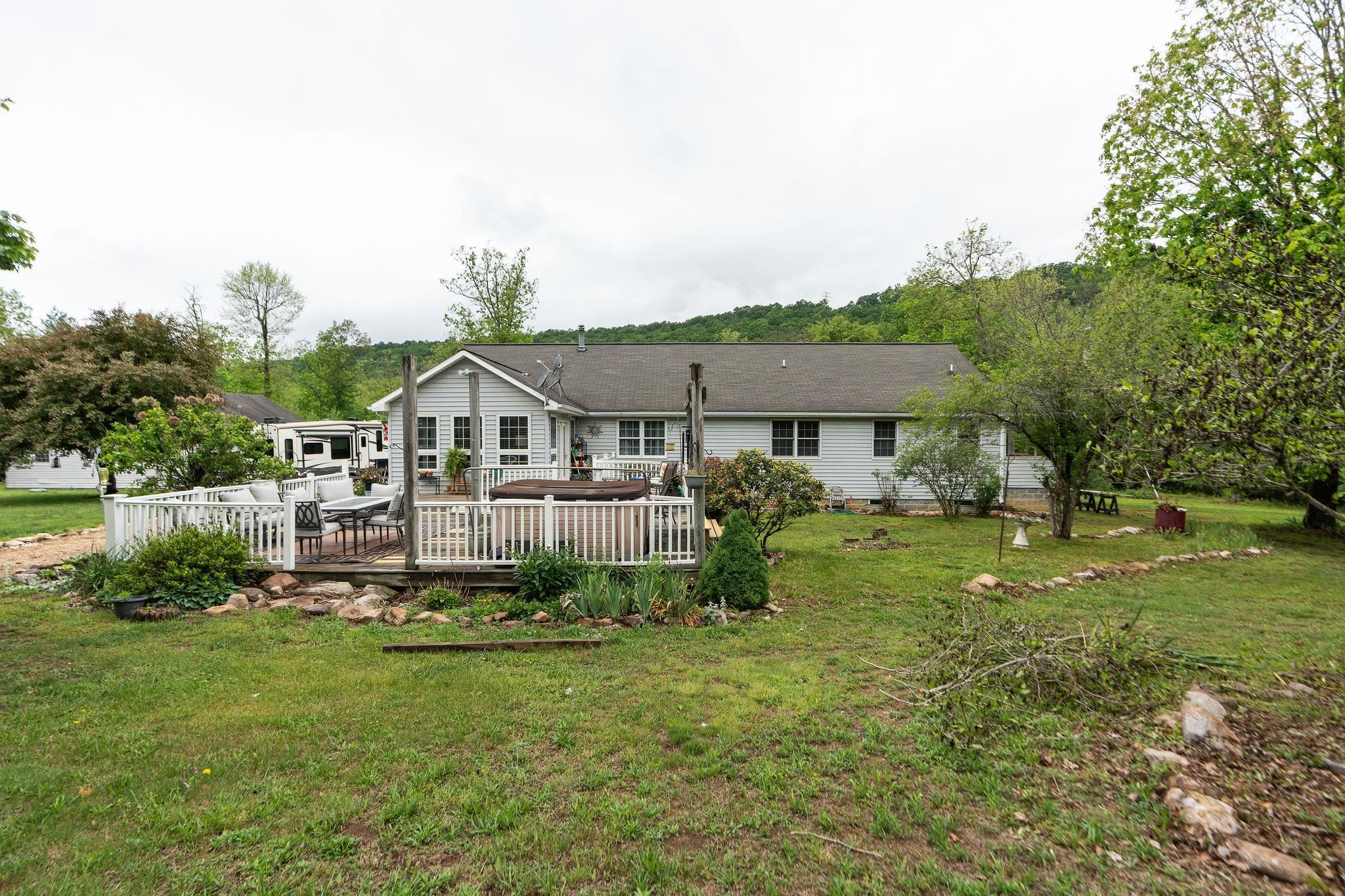 516 ESTALINE VALLEY RD, CRAIGSVILLE, Virginia 24430, 3 Bedrooms Bedrooms, ,2 BathroomsBathrooms,Residential,516 ESTALINE VALLEY RD,677581 MLS # 677581 516 ESTALINE VALLEY RD, CRAIGSVILLE, Virginia 24430, 3 Bedrooms Bedrooms, ,2 BathroomsBathrooms,Residential,516 ESTALINE VALLEY RD,677581 MLS # 677581