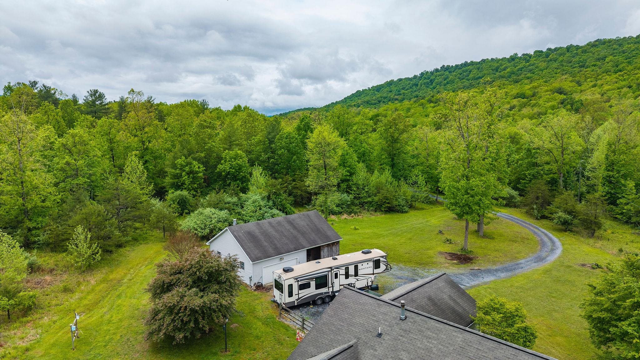 516 ESTALINE VALLEY RD, CRAIGSVILLE, Virginia 24430, 3 Bedrooms Bedrooms, ,2 BathroomsBathrooms,Residential,516 ESTALINE VALLEY RD,677581 MLS # 677581 516 ESTALINE VALLEY RD, CRAIGSVILLE, Virginia 24430, 3 Bedrooms Bedrooms, ,2 BathroomsBathrooms,Residential,516 ESTALINE VALLEY RD,677581 MLS # 677581
