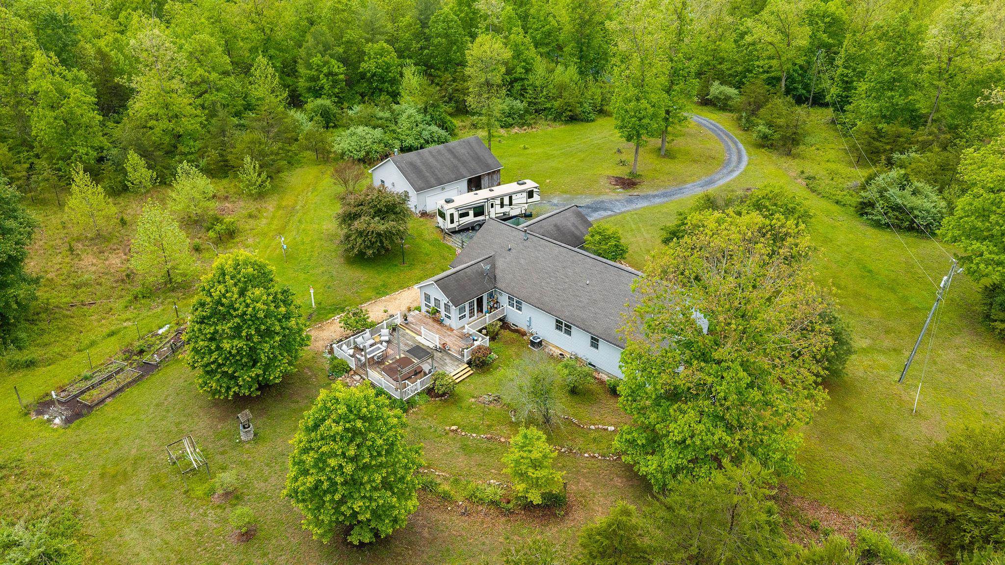 516 ESTALINE VALLEY RD, CRAIGSVILLE, Virginia 24430, 3 Bedrooms Bedrooms, ,2 BathroomsBathrooms,Residential,516 ESTALINE VALLEY RD,677581 MLS # 677581 516 ESTALINE VALLEY RD, CRAIGSVILLE, Virginia 24430, 3 Bedrooms Bedrooms, ,2 BathroomsBathrooms,Residential,516 ESTALINE VALLEY RD,677581 MLS # 677581