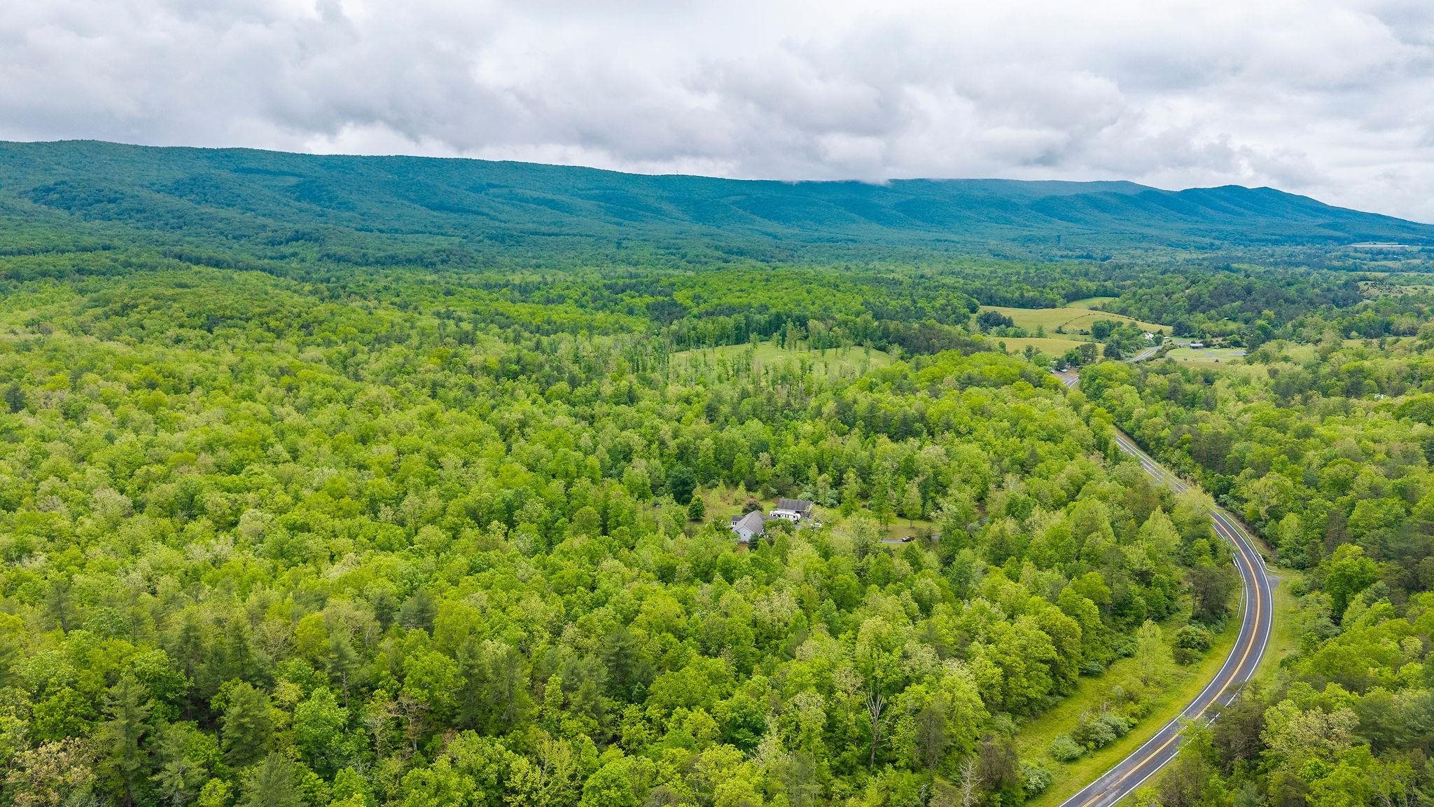 516 ESTALINE VALLEY RD, CRAIGSVILLE, Virginia 24430, 3 Bedrooms Bedrooms, ,2 BathroomsBathrooms,Residential,516 ESTALINE VALLEY RD,677581 MLS # 677581 516 ESTALINE VALLEY RD, CRAIGSVILLE, Virginia 24430, 3 Bedrooms Bedrooms, ,2 BathroomsBathrooms,Residential,516 ESTALINE VALLEY RD,677581 MLS # 677581
