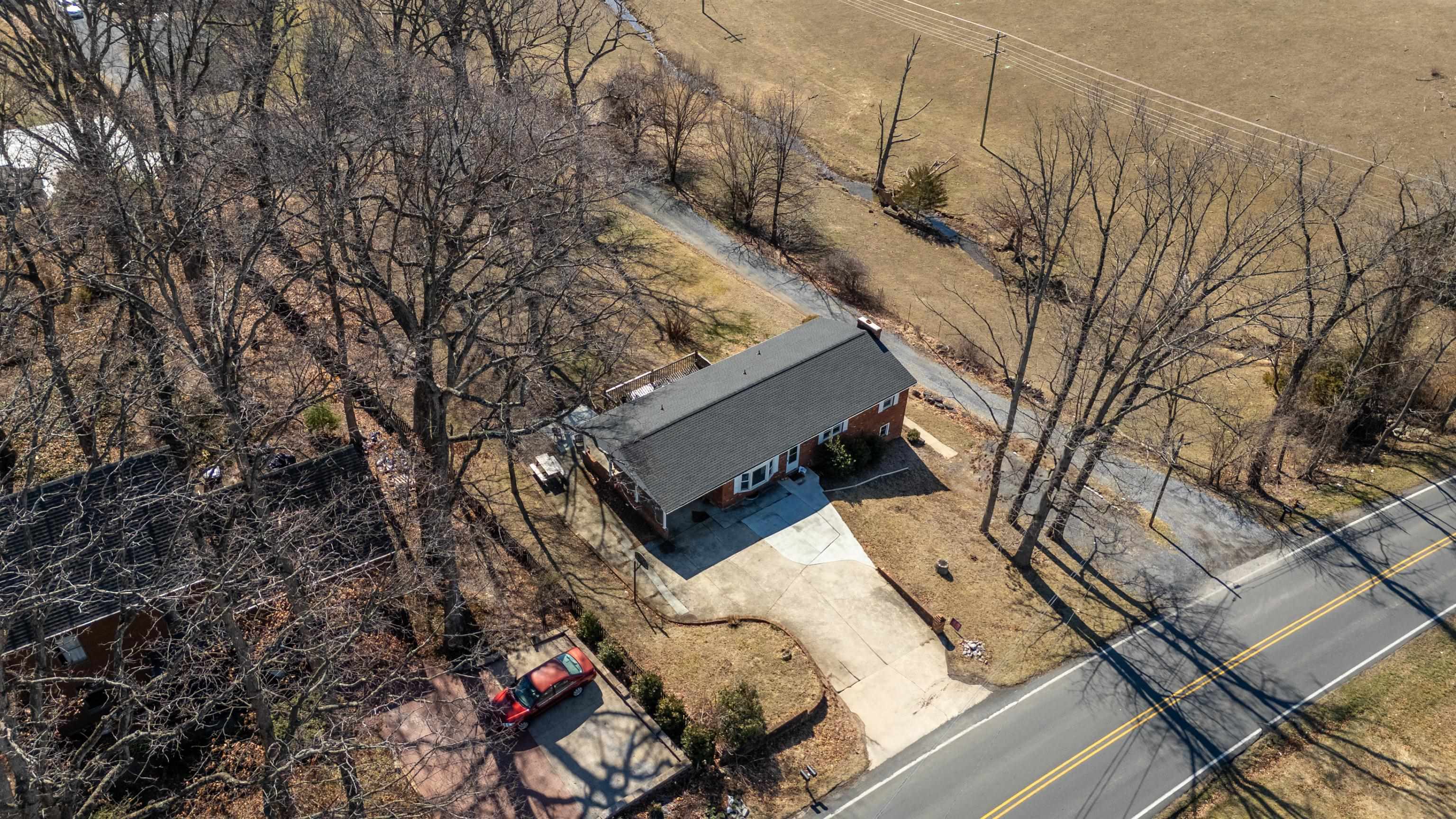 2502 RIDGEDALE RD, ROCKINGHAM, Virginia 22801, ,Residential,2502 RIDGEDALE RD,673919 MLS # 673919 2502 RIDGEDALE RD, ROCKINGHAM, Virginia 22801, ,Residential,2502 RIDGEDALE RD,673919 MLS # 673919