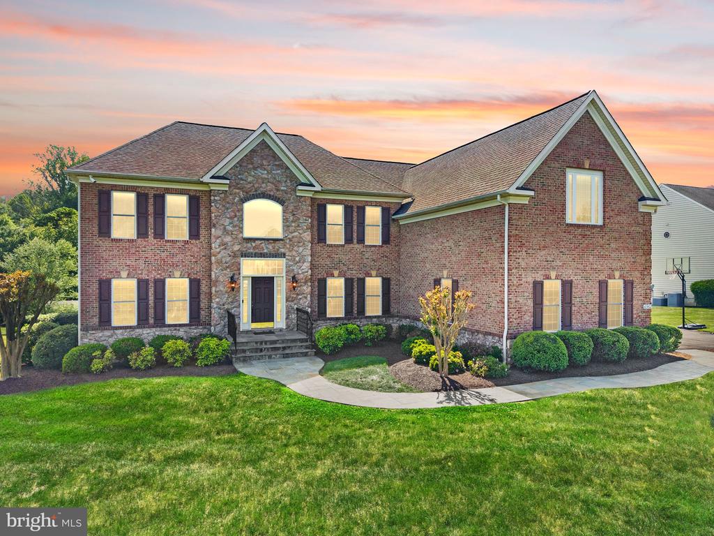 6962 EMMA CT, WARRENTON, Virginia 20187, 5 Bedrooms Bedrooms, ,4 BathroomsBathrooms,Residential,6962 EMMA CT,VAFQ2021620 MLS # VAFQ2021620 6962 EMMA CT, WARRENTON, Virginia 20187, 5 Bedrooms Bedrooms, ,4 BathroomsBathrooms,Residential,6962 EMMA CT,VAFQ2021620 MLS # VAFQ2021620