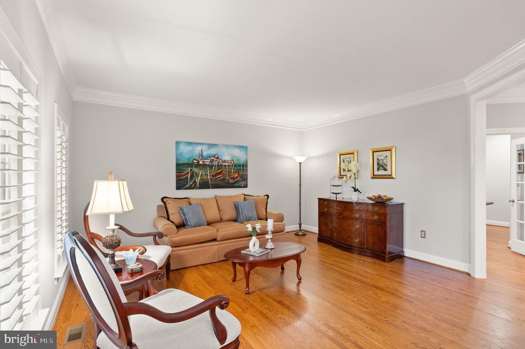 6962 EMMA CT, WARRENTON, Virginia 20187, 5 Bedrooms Bedrooms, ,4 BathroomsBathrooms,Residential,6962 EMMA CT,VAFQ2021620 MLS # VAFQ2021620 6962 EMMA CT, WARRENTON, Virginia 20187, 5 Bedrooms Bedrooms, ,4 BathroomsBathrooms,Residential,6962 EMMA CT,VAFQ2021620 MLS # VAFQ2021620