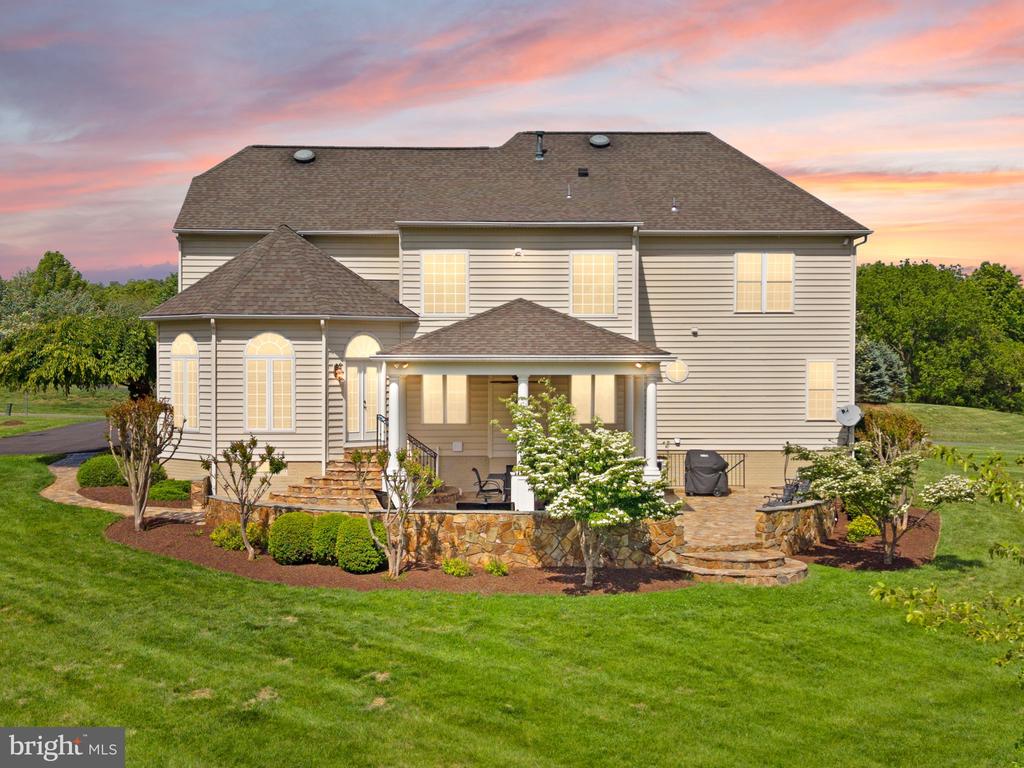6962 EMMA CT, WARRENTON, Virginia 20187, 5 Bedrooms Bedrooms, ,4 BathroomsBathrooms,Residential,6962 EMMA CT,VAFQ2021620 MLS # VAFQ2021620 6962 EMMA CT, WARRENTON, Virginia 20187, 5 Bedrooms Bedrooms, ,4 BathroomsBathrooms,Residential,6962 EMMA CT,VAFQ2021620 MLS # VAFQ2021620
