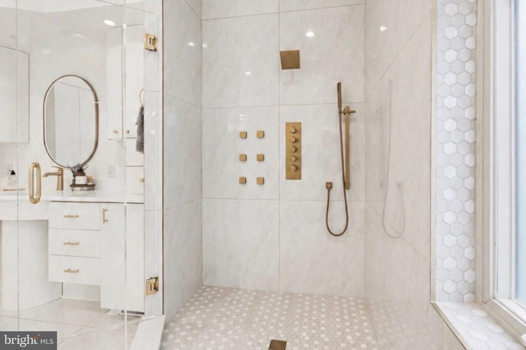 11227 N CLUB DR, FREDERICKSBURG, Virginia 22408, 6 Bedrooms Bedrooms, ,5 BathroomsBathrooms,Residential,11227 N CLUB DR,VASP2042296 MLS # VASP2042296 11227 N CLUB DR, FREDERICKSBURG, Virginia 22408, 6 Bedrooms Bedrooms, ,5 BathroomsBathrooms,Residential,11227 N CLUB DR,VASP2042296 MLS # VASP2042296