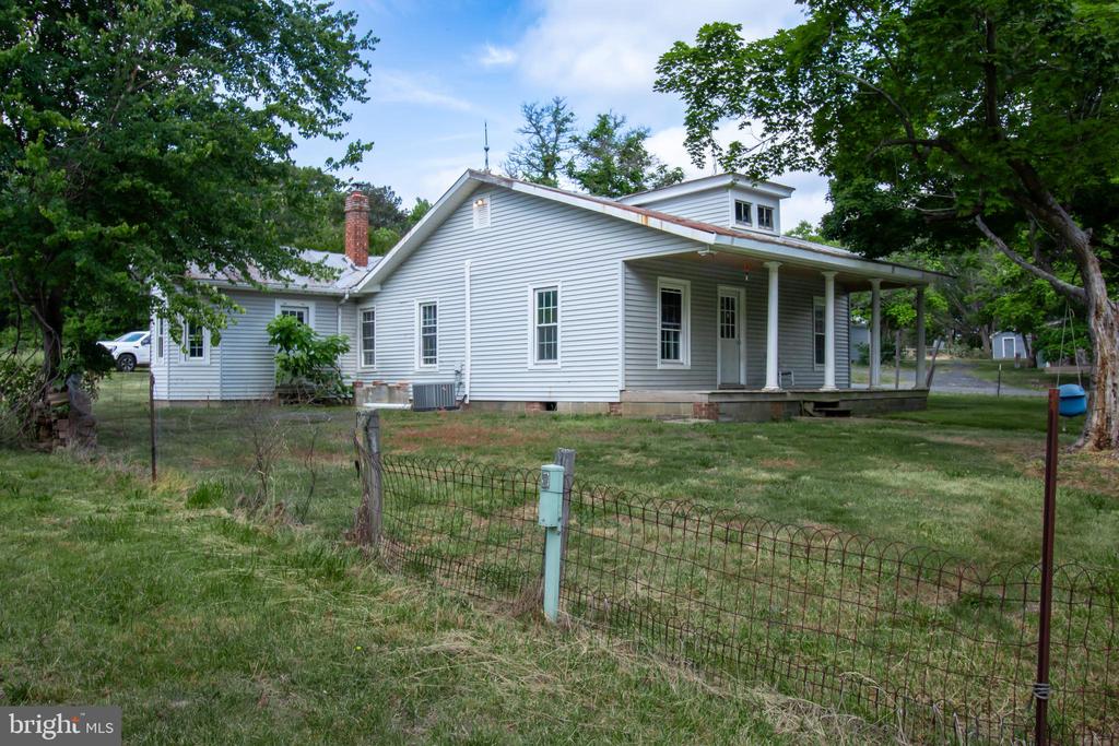 198 MT HOPE CHURCH, BUMPASS, Virginia 23024, 3 Bedrooms Bedrooms, ,1 BathroomBathrooms,Residential,198 MT HOPE CHURCH,VALA2009948 MLS # VALA2009948 198 MT HOPE CHURCH, BUMPASS, Virginia 23024, 3 Bedrooms Bedrooms, ,1 BathroomBathrooms,Residential,198 MT HOPE CHURCH,VALA2009948 MLS # VALA2009948