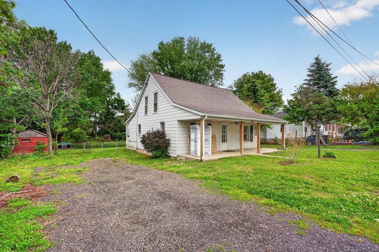 16863 E PROSPECT AVE, ELKTON, Virginia 22827, 3 Bedrooms Bedrooms, ,1 BathroomBathrooms,Residential,16863 E PROSPECT AVE,677602 MLS # 677602 16863 E PROSPECT AVE, ELKTON, Virginia 22827, 3 Bedrooms Bedrooms, ,1 BathroomBathrooms,Residential,16863 E PROSPECT AVE,677602 MLS # 677602