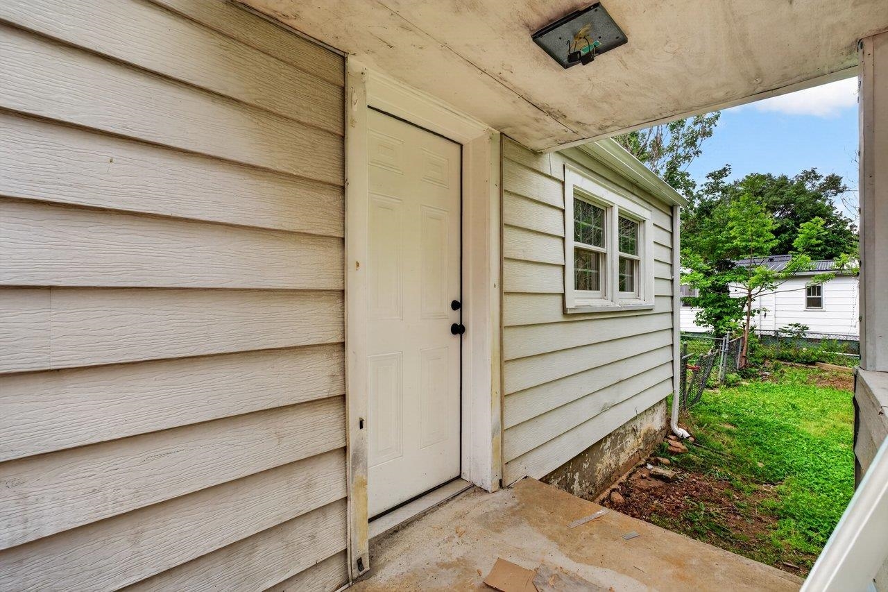 16863 E PROSPECT AVE, ELKTON, Virginia 22827, 3 Bedrooms Bedrooms, ,1 BathroomBathrooms,Residential,16863 E PROSPECT AVE,677602 MLS # 677602 16863 E PROSPECT AVE, ELKTON, Virginia 22827, 3 Bedrooms Bedrooms, ,1 BathroomBathrooms,Residential,16863 E PROSPECT AVE,677602 MLS # 677602