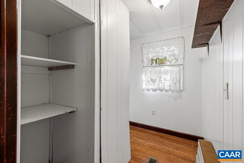 1066 STEVENS COVE RD, NELSON, Virginia 22949, 3 Bedrooms Bedrooms, ,1 BathroomBathrooms,Residential,1066 STEVENS COVE RD,677604 MLS # 677604 1066 STEVENS COVE RD, NELSON, Virginia 22949, 3 Bedrooms Bedrooms, ,1 BathroomBathrooms,Residential,1066 STEVENS COVE RD,677604 MLS # 677604
