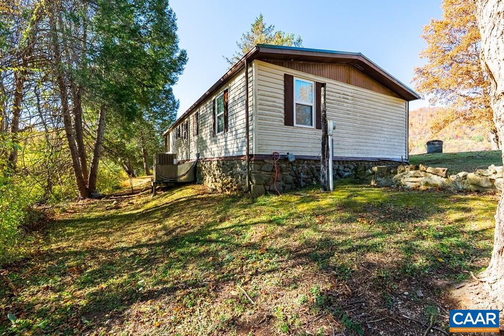 1066 STEVENS COVE RD, NELSON, Virginia 22949, 3 Bedrooms Bedrooms, ,1 BathroomBathrooms,Residential,1066 STEVENS COVE RD,677604 MLS # 677604 1066 STEVENS COVE RD, NELSON, Virginia 22949, 3 Bedrooms Bedrooms, ,1 BathroomBathrooms,Residential,1066 STEVENS COVE RD,677604 MLS # 677604