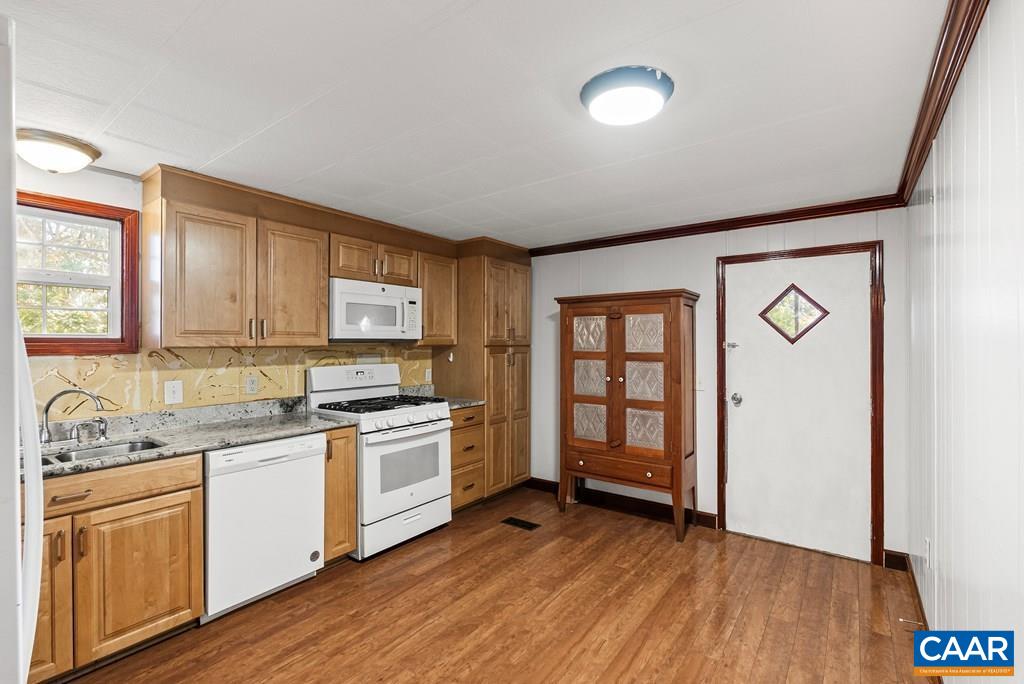 1066 STEVENS COVE RD, NELSON, Virginia 22949, 3 Bedrooms Bedrooms, ,1 BathroomBathrooms,Residential,1066 STEVENS COVE RD,677604 MLS # 677604 1066 STEVENS COVE RD, NELSON, Virginia 22949, 3 Bedrooms Bedrooms, ,1 BathroomBathrooms,Residential,1066 STEVENS COVE RD,677604 MLS # 677604