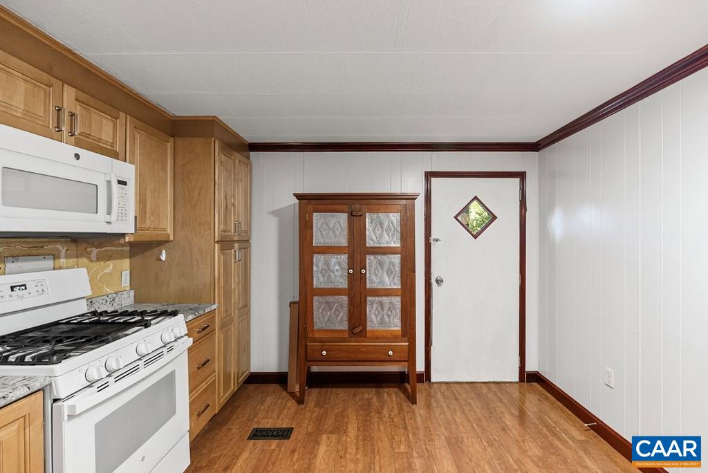 1066 STEVENS COVE RD, NELSON, Virginia 22949, 3 Bedrooms Bedrooms, ,1 BathroomBathrooms,Residential,1066 STEVENS COVE RD,677604 MLS # 677604 1066 STEVENS COVE RD, NELSON, Virginia 22949, 3 Bedrooms Bedrooms, ,1 BathroomBathrooms,Residential,1066 STEVENS COVE RD,677604 MLS # 677604