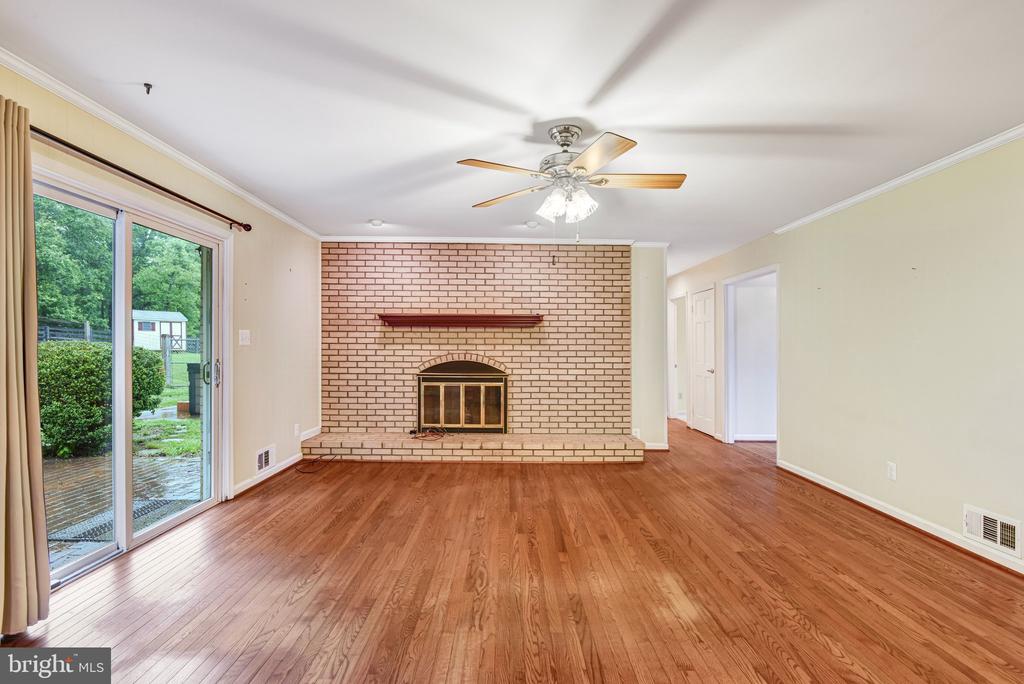 7961 LEEDS MANOR ROAD RD, MARSHALL, Virginia 20115, 3 Bedrooms Bedrooms, ,2 BathroomsBathrooms,Residential,7961 LEEDS MANOR ROAD RD,VAFQ2021662 MLS # VAFQ2021662 7961 LEEDS MANOR ROAD RD, MARSHALL, Virginia 20115, 3 Bedrooms Bedrooms, ,2 BathroomsBathrooms,Residential,7961 LEEDS MANOR ROAD RD,VAFQ2021662 MLS # VAFQ2021662