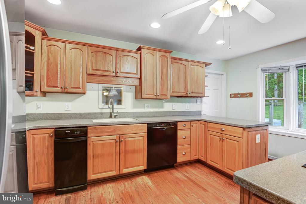 7961 LEEDS MANOR ROAD RD, MARSHALL, Virginia 20115, 3 Bedrooms Bedrooms, ,2 BathroomsBathrooms,Residential,7961 LEEDS MANOR ROAD RD,VAFQ2021662 MLS # VAFQ2021662 7961 LEEDS MANOR ROAD RD, MARSHALL, Virginia 20115, 3 Bedrooms Bedrooms, ,2 BathroomsBathrooms,Residential,7961 LEEDS MANOR ROAD RD,VAFQ2021662 MLS # VAFQ2021662