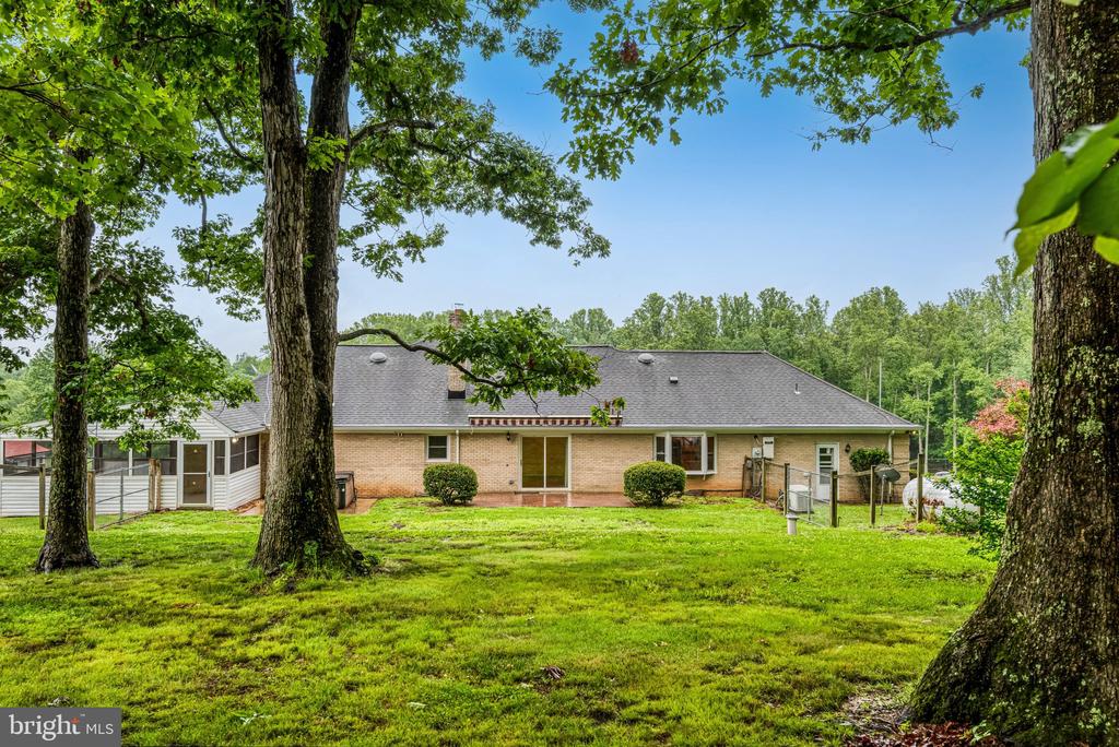 7961 LEEDS MANOR ROAD RD, MARSHALL, Virginia 20115, 3 Bedrooms Bedrooms, ,2 BathroomsBathrooms,Residential,7961 LEEDS MANOR ROAD RD,VAFQ2021662 MLS # VAFQ2021662 7961 LEEDS MANOR ROAD RD, MARSHALL, Virginia 20115, 3 Bedrooms Bedrooms, ,2 BathroomsBathrooms,Residential,7961 LEEDS MANOR ROAD RD,VAFQ2021662 MLS # VAFQ2021662