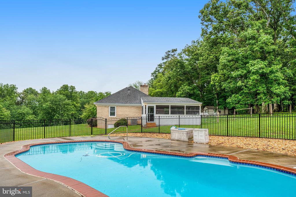7961 LEEDS MANOR ROAD RD, MARSHALL, Virginia 20115, 3 Bedrooms Bedrooms, ,2 BathroomsBathrooms,Residential,7961 LEEDS MANOR ROAD RD,VAFQ2021662 MLS # VAFQ2021662 7961 LEEDS MANOR ROAD RD, MARSHALL, Virginia 20115, 3 Bedrooms Bedrooms, ,2 BathroomsBathrooms,Residential,7961 LEEDS MANOR ROAD RD,VAFQ2021662 MLS # VAFQ2021662