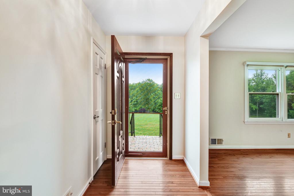 7961 LEEDS MANOR ROAD RD, MARSHALL, Virginia 20115, 3 Bedrooms Bedrooms, ,2 BathroomsBathrooms,Residential,7961 LEEDS MANOR ROAD RD,VAFQ2021662 MLS # VAFQ2021662 7961 LEEDS MANOR ROAD RD, MARSHALL, Virginia 20115, 3 Bedrooms Bedrooms, ,2 BathroomsBathrooms,Residential,7961 LEEDS MANOR ROAD RD,VAFQ2021662 MLS # VAFQ2021662