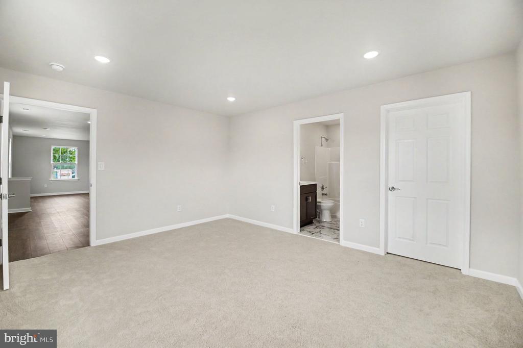2426 SALEM CHURCH RD, FREDERICKSBURG, Virginia 22407, 3 Bedrooms Bedrooms, ,4 BathroomsBathrooms,Residential,2426 SALEM CHURCH RD,VASP2041612 MLS # VASP2041612