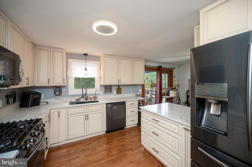 8908 JENNINGS LN, SPOTSYLVANIA, Virginia 22551, 5 Bedrooms Bedrooms, ,2 BathroomsBathrooms,Residential,8908 JENNINGS LN,VASP2042190 MLS # VASP2042190 8908 JENNINGS LN, SPOTSYLVANIA, Virginia 22551, 5 Bedrooms Bedrooms, ,2 BathroomsBathrooms,Residential,8908 JENNINGS LN,VASP2042190 MLS # VASP2042190