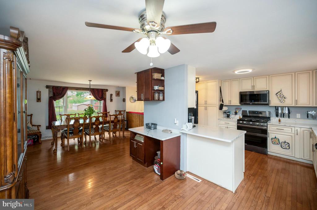 8908 JENNINGS LN, SPOTSYLVANIA, Virginia 22551, 5 Bedrooms Bedrooms, ,2 BathroomsBathrooms,Residential,8908 JENNINGS LN,VASP2042190 MLS # VASP2042190