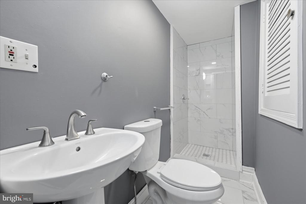 3571 CATLETT RD, CATLETT, Virginia 20119, 4 Bedrooms Bedrooms, ,2 BathroomsBathrooms,Residential,3571 CATLETT RD,VAFQ2022114 MLS # VAFQ2022114 3571 CATLETT RD, CATLETT, Virginia 20119, 4 Bedrooms Bedrooms, ,2 BathroomsBathrooms,Residential,3571 CATLETT RD,VAFQ2022114 MLS # VAFQ2022114