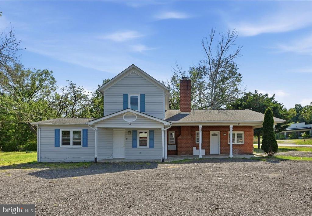 3571 CATLETT RD, CATLETT, Virginia 20119, 4 Bedrooms Bedrooms, ,2 BathroomsBathrooms,Residential,3571 CATLETT RD,VAFQ2022114 MLS # VAFQ2022114 3571 CATLETT RD, CATLETT, Virginia 20119, 4 Bedrooms Bedrooms, ,2 BathroomsBathrooms,Residential,3571 CATLETT RD,VAFQ2022114 MLS # VAFQ2022114