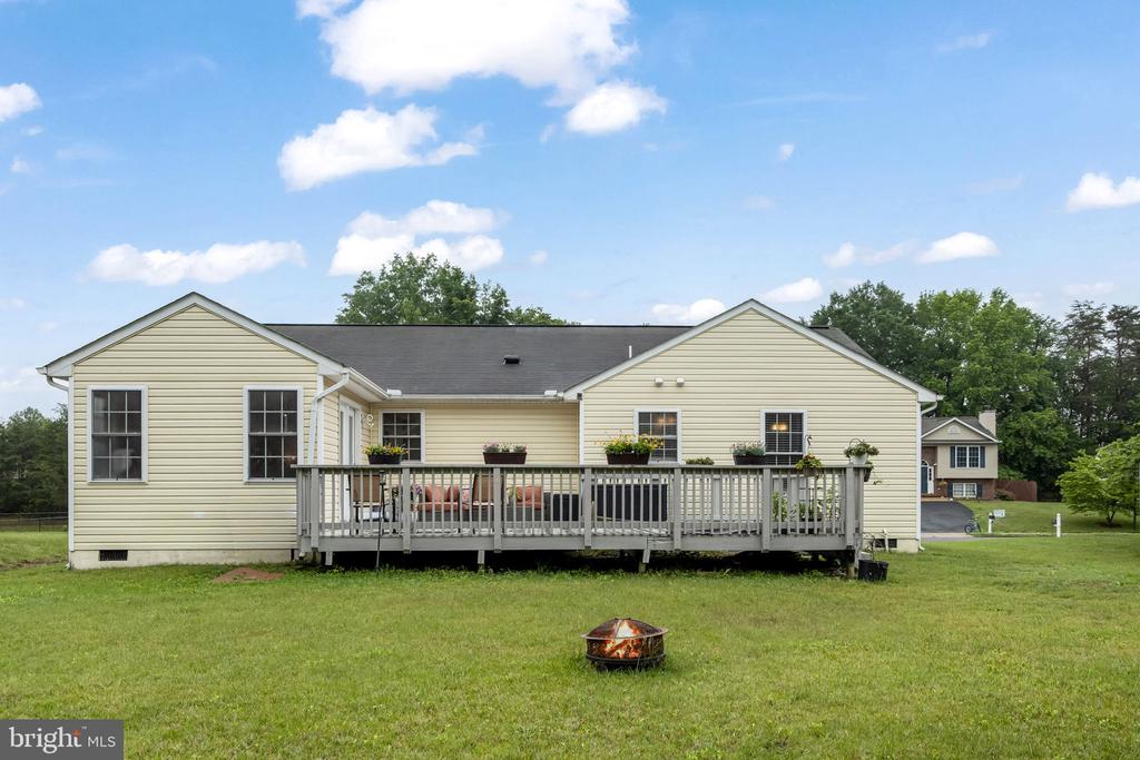 10322 WISTERIA DR, FREDERICKSBURG, Virginia 22408, 3 Bedrooms Bedrooms, ,2 BathroomsBathrooms,Residential,10322 WISTERIA DR,VASP2042328 MLS # VASP2042328 10322 WISTERIA DR, FREDERICKSBURG, Virginia 22408, 3 Bedrooms Bedrooms, ,2 BathroomsBathrooms,Residential,10322 WISTERIA DR,VASP2042328 MLS # VASP2042328